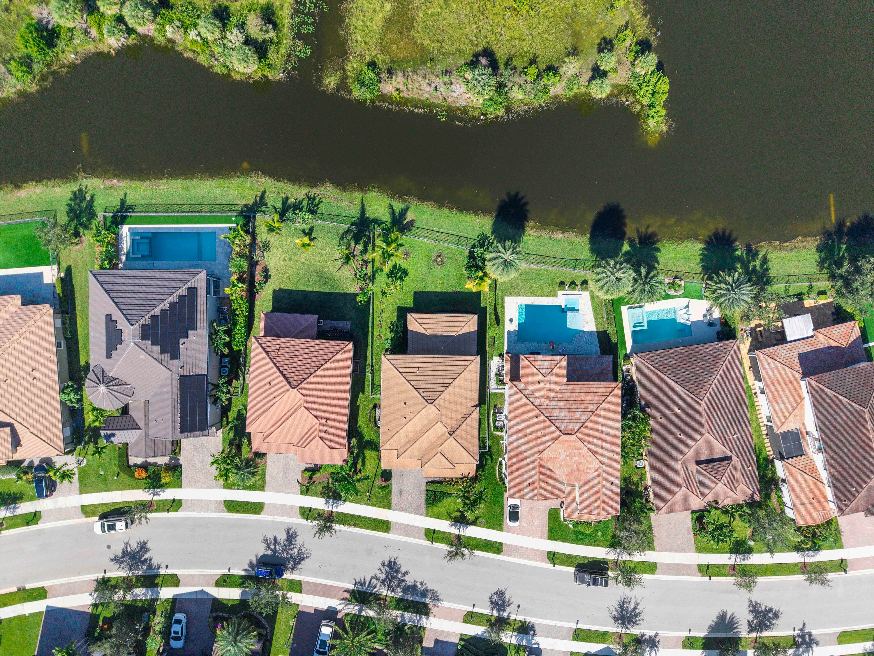 11425 Watercrest Parkland FL 33076 — thumbnail 4 of 44