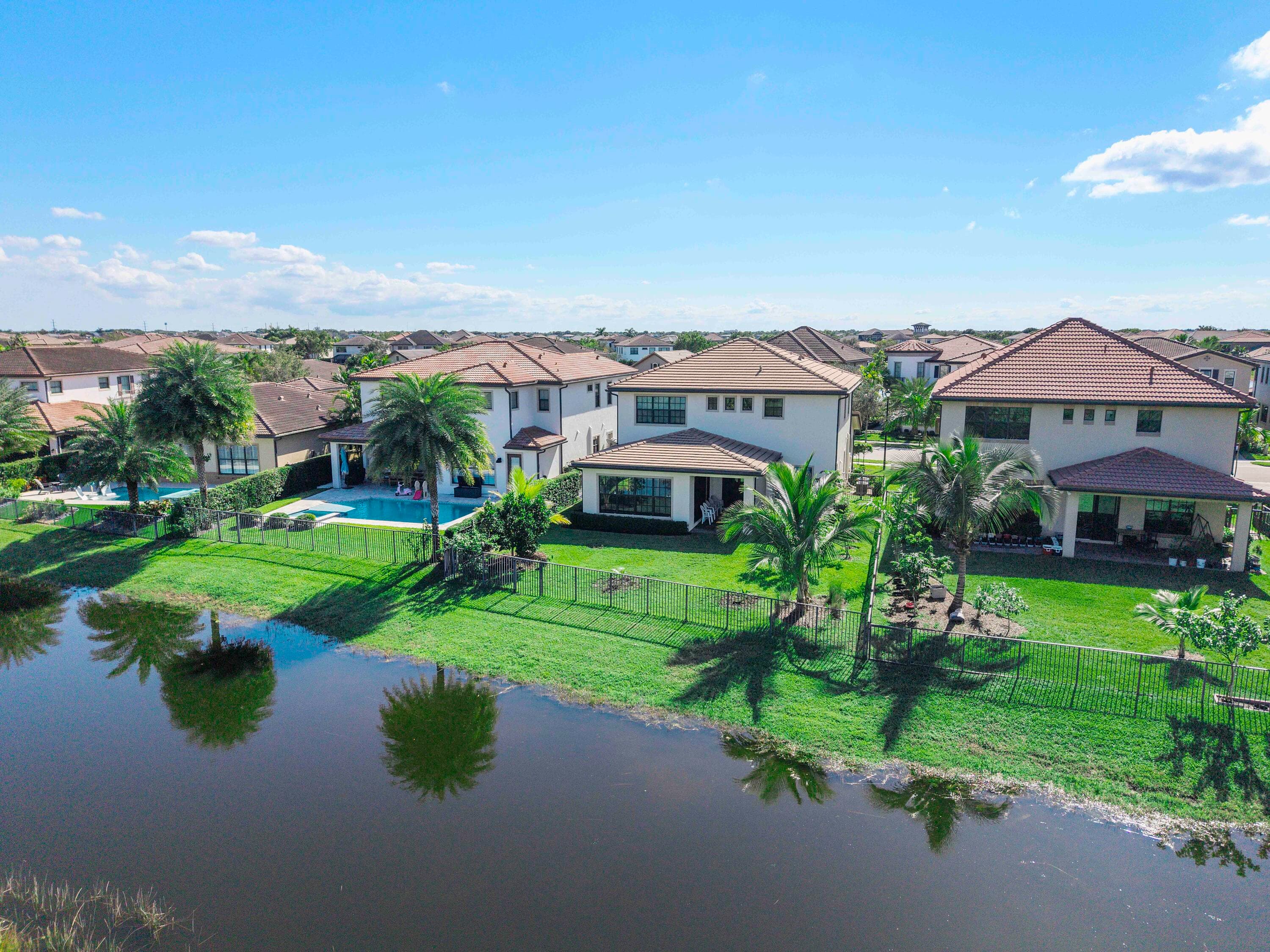 11425 Watercrest Parkland FL 33076 — thumbnail 14 of 44