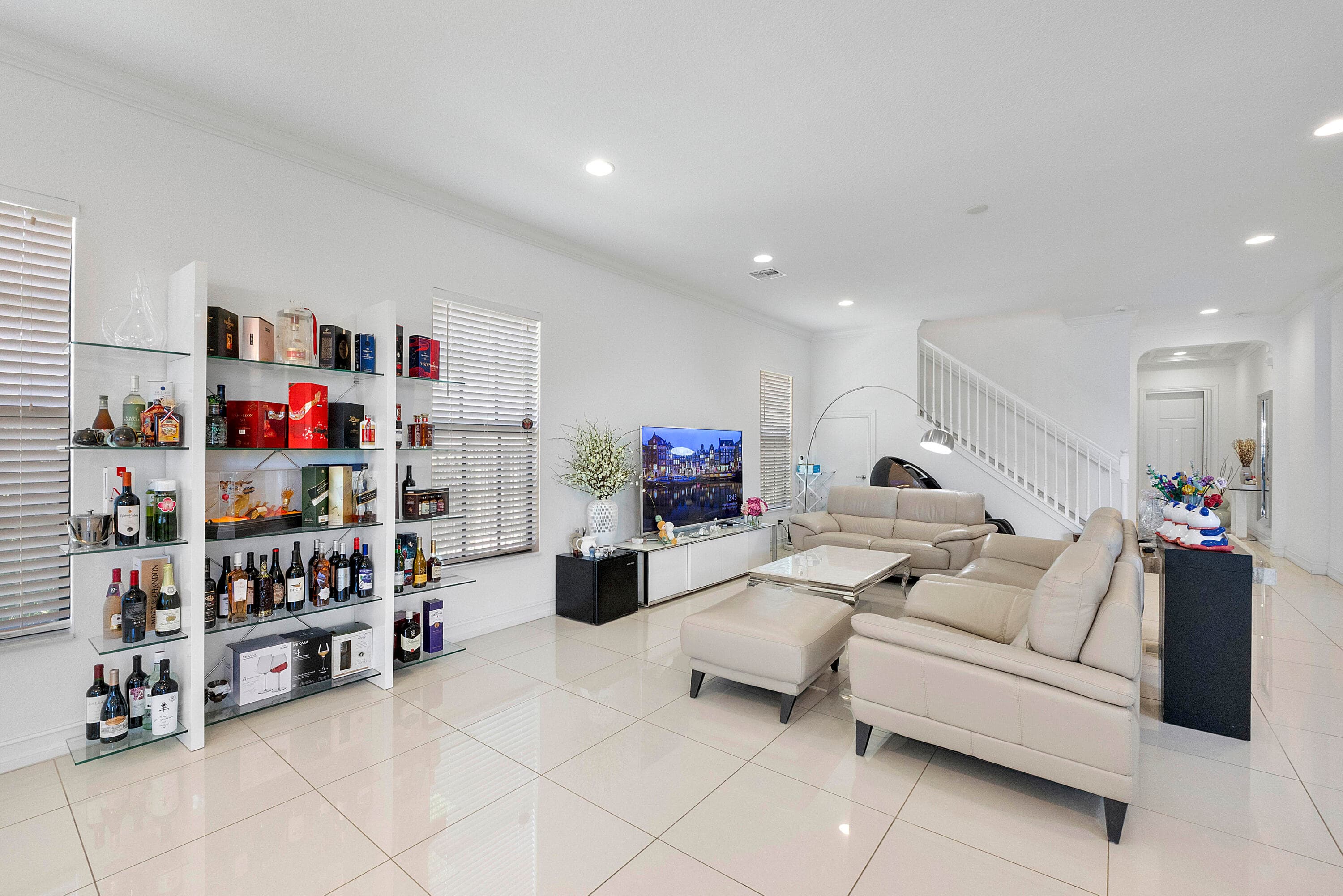 11425 Watercrest Parkland FL 33076 — thumbnail 17 of 44