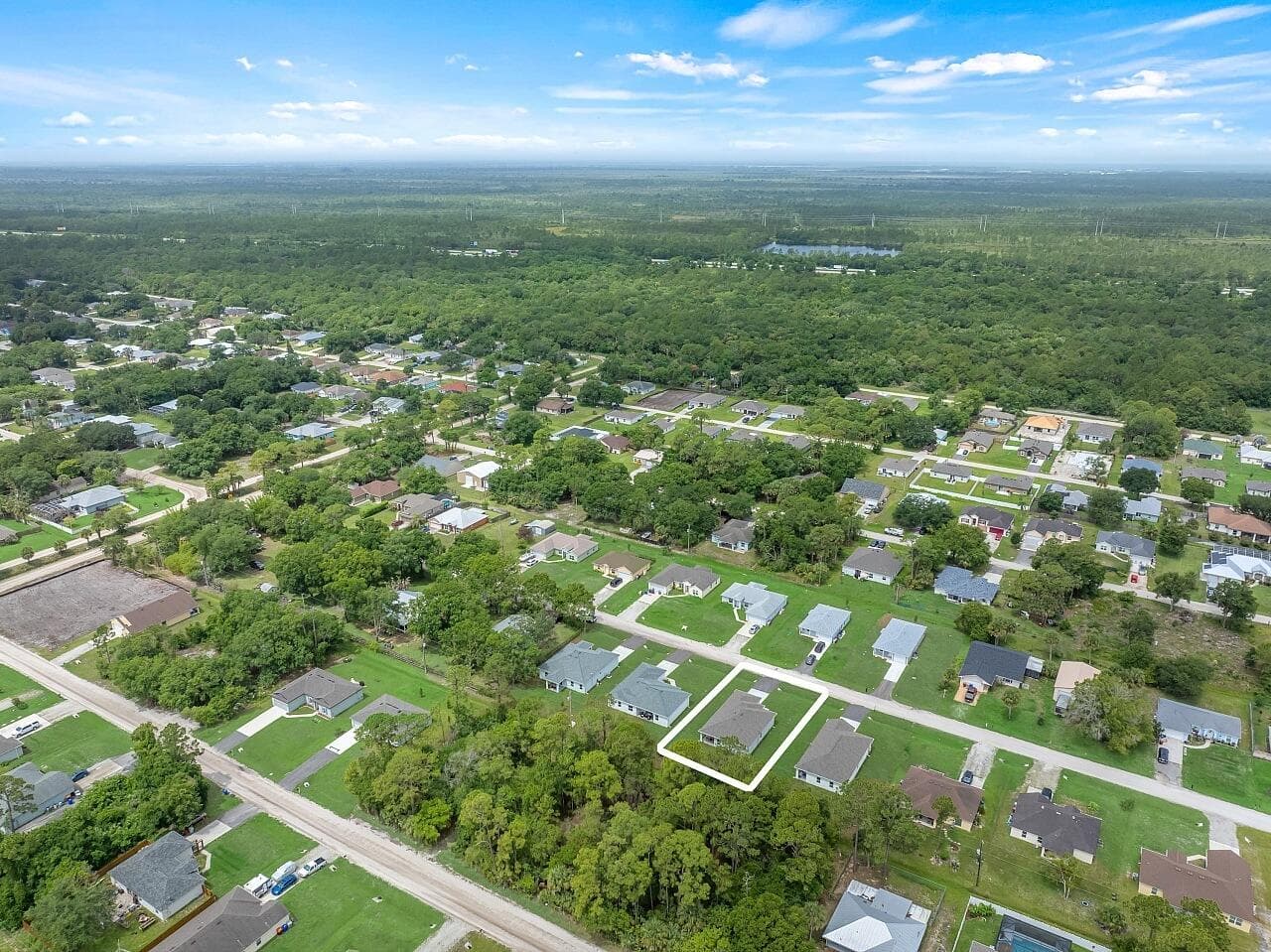 8226 104th Vero Beach FL 32967 — thumbnail 40 of 44