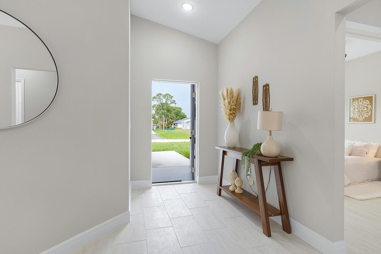 8226 104th Vero Beach FL 32967 — thumbnail 9 of 44