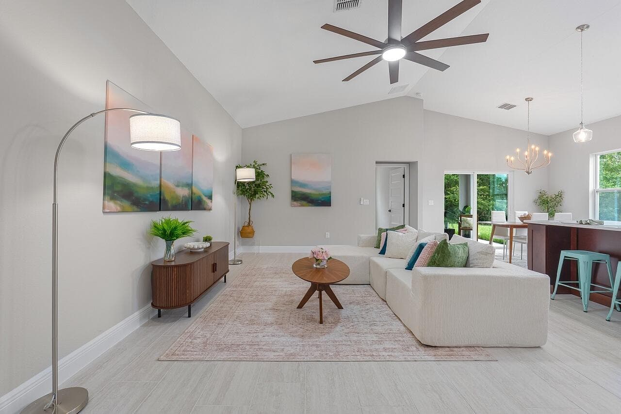 8226 104th Vero Beach FL 32967 — thumbnail 10 of 44