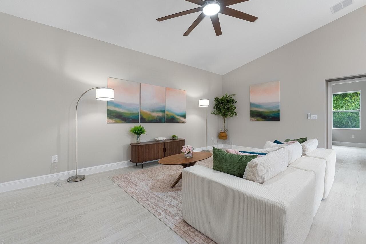 8226 104th Vero Beach FL 32967 — thumbnail 11 of 44