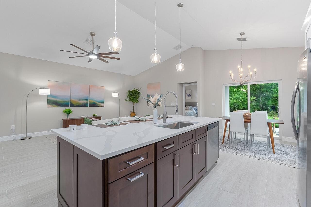 8226 104th Vero Beach FL 32967 — thumbnail 17 of 44