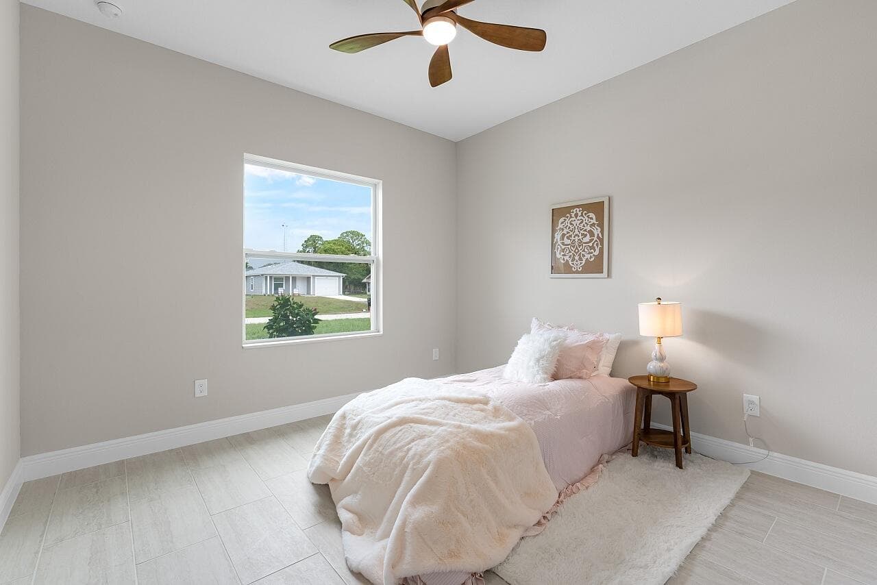 8226 104th Vero Beach FL 32967 — thumbnail 28 of 44