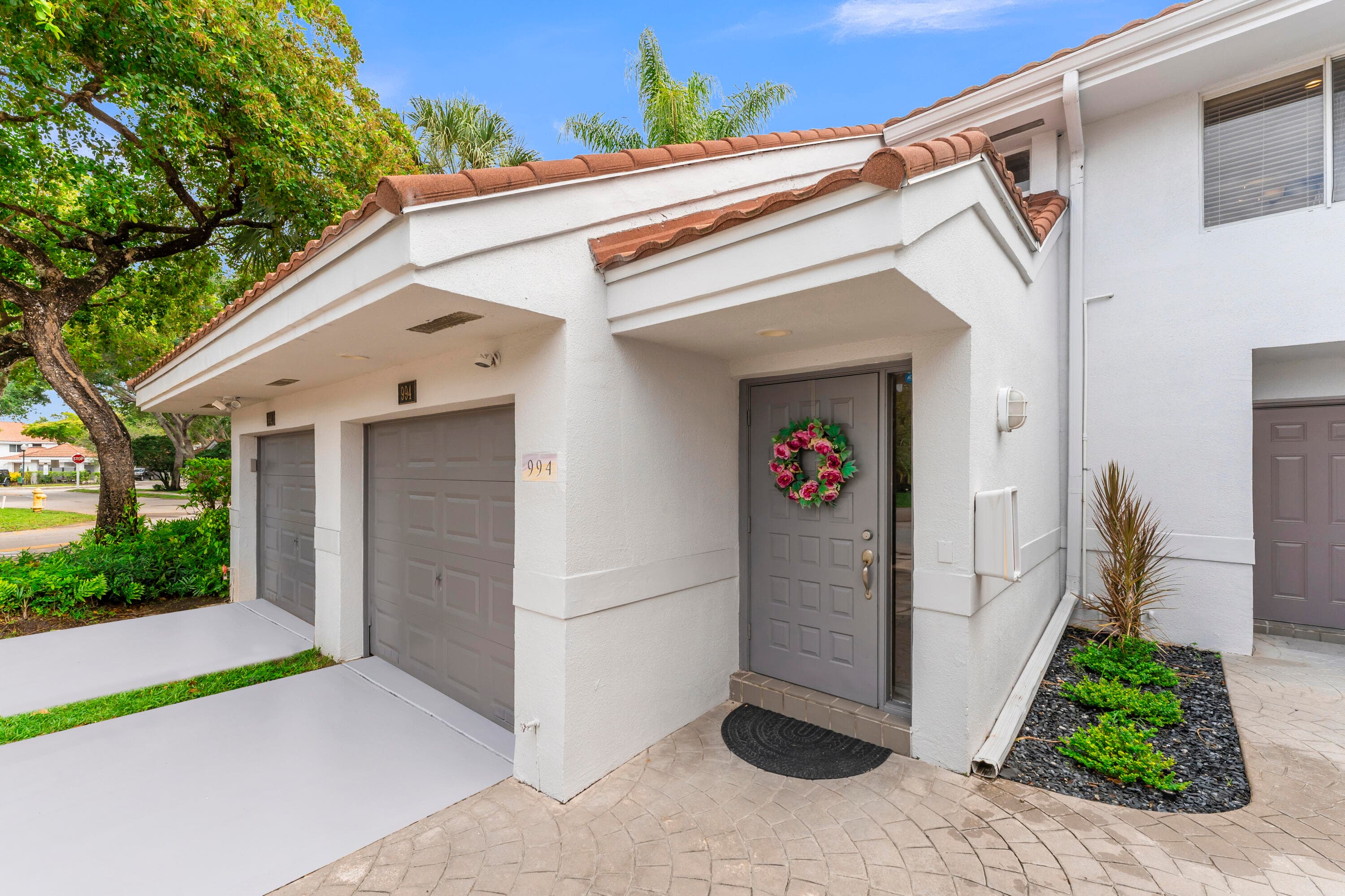 994 93rd Plantation FL 33324 — thumbnail 4 of 59