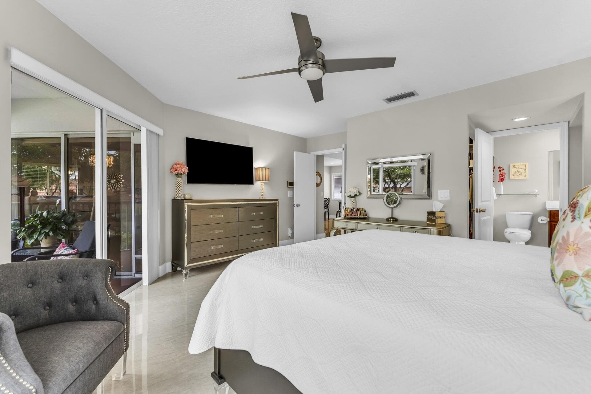 994 93rd Plantation FL 33324 — thumbnail 32 of 59