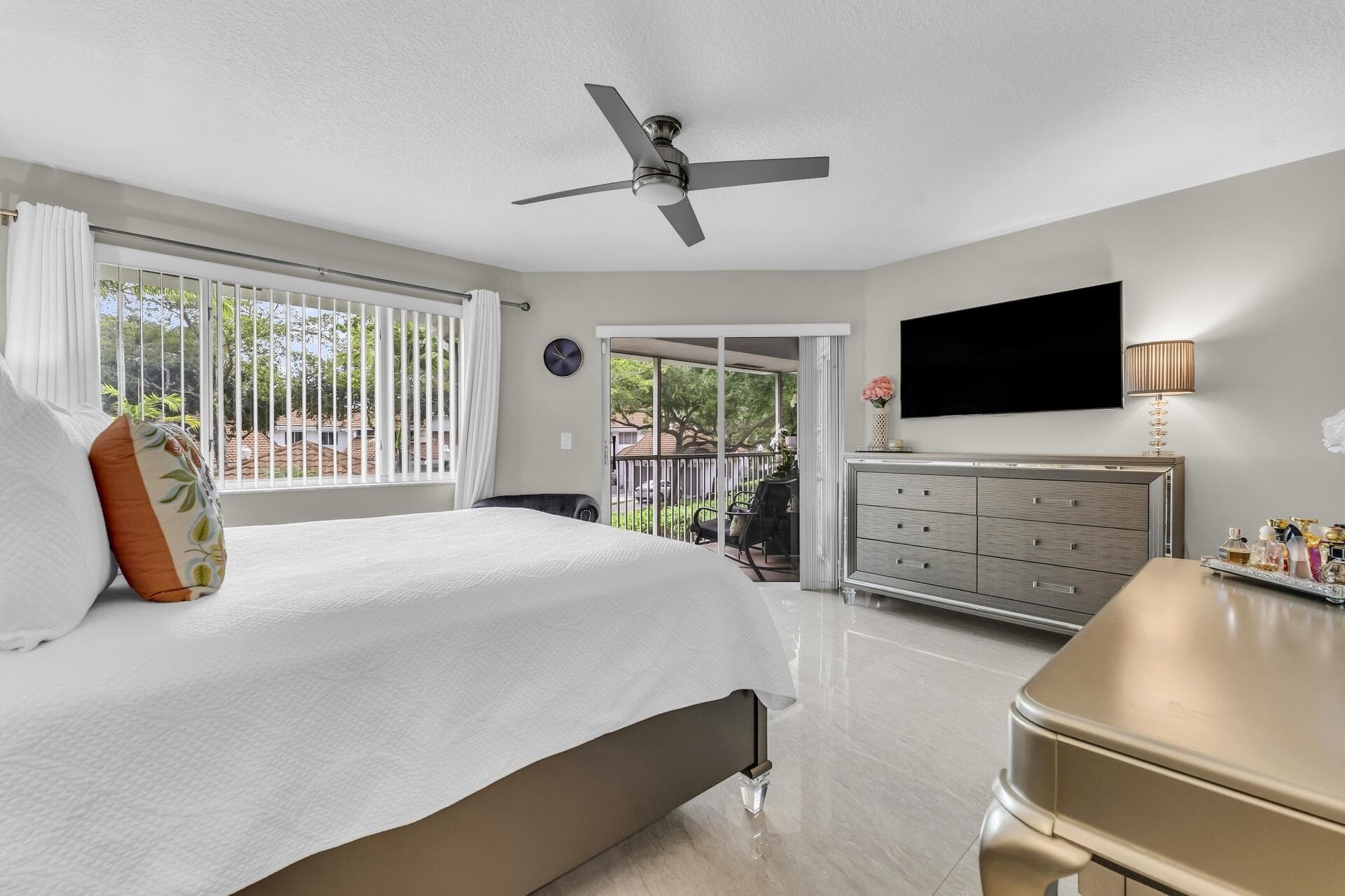 994 93rd Plantation FL 33324 — thumbnail 31 of 59