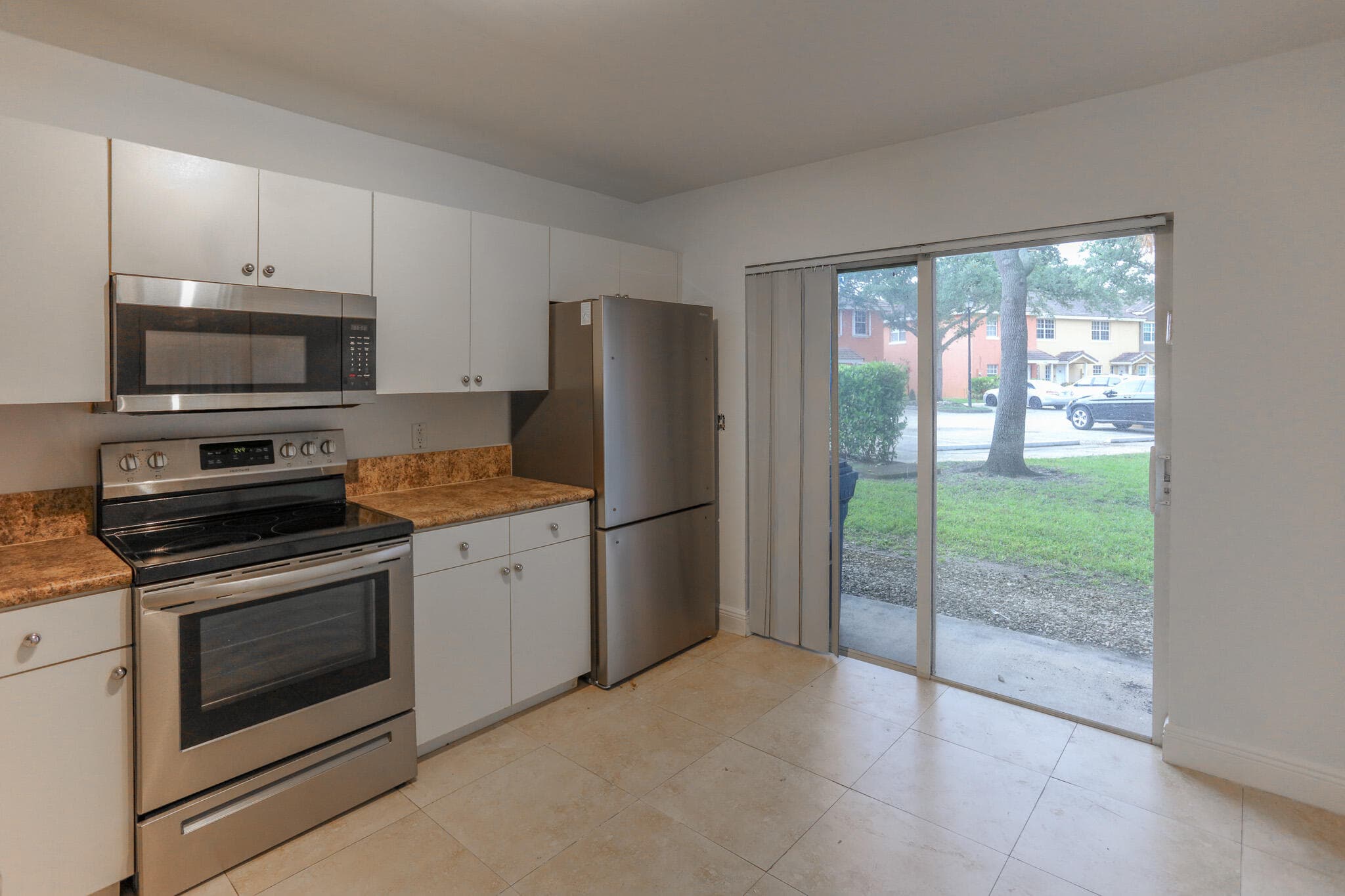 4149 67th Te #4149 Lauderhill FL 33319 — photo 1