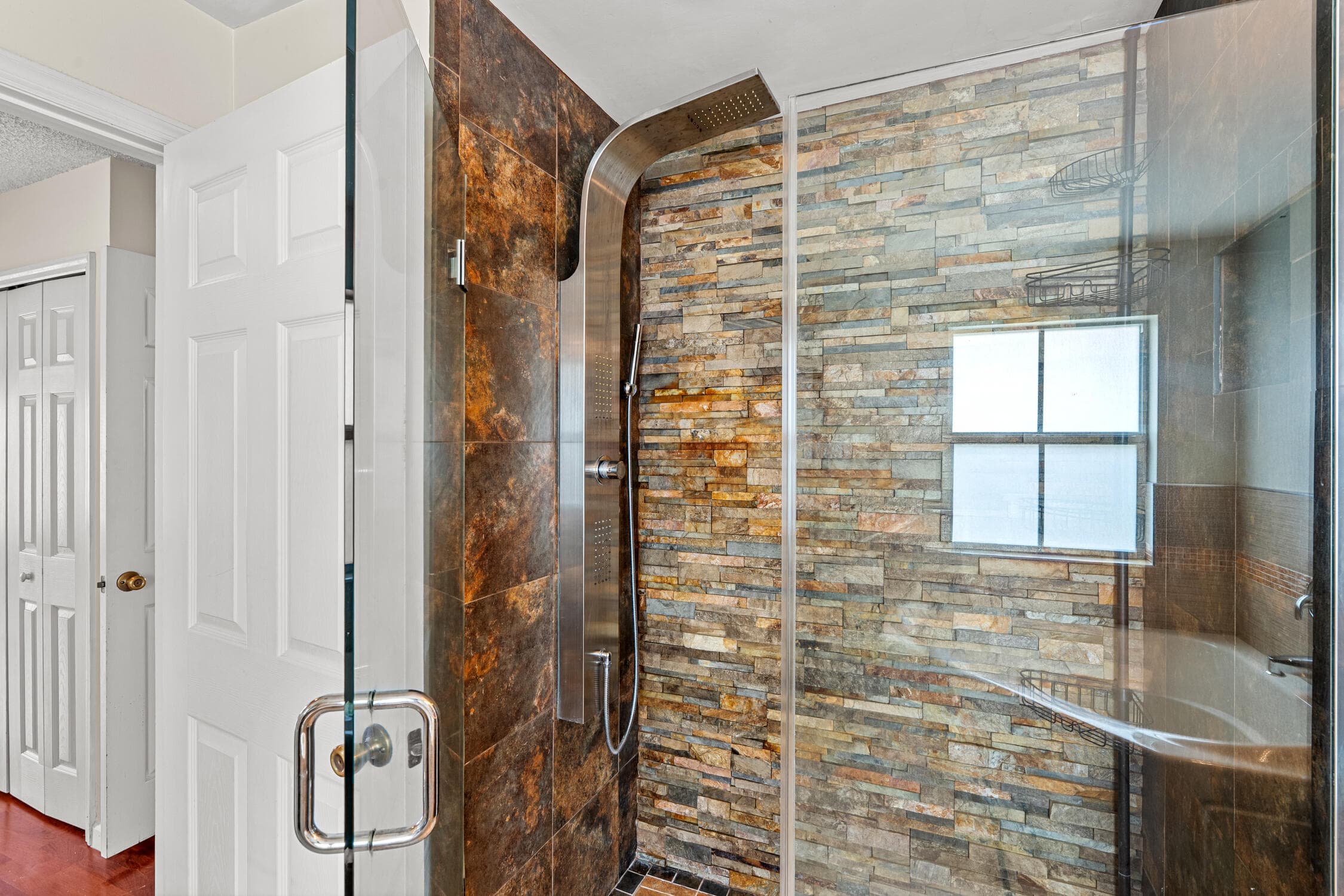376 Royal Cove  Davie FL 33325 — thumbnail 39 of 63