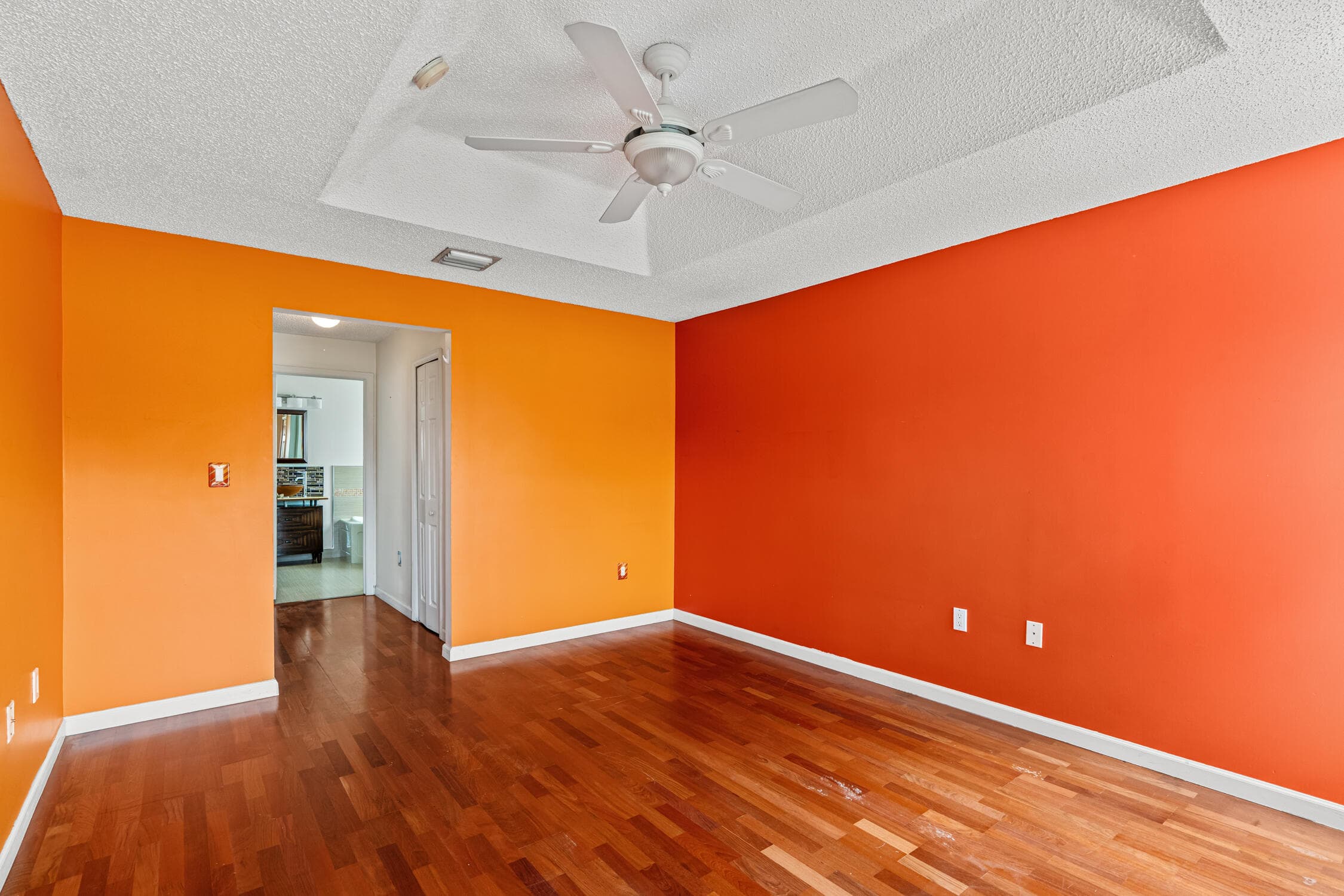 376 Royal Cove  Davie FL 33325 — thumbnail 32 of 63