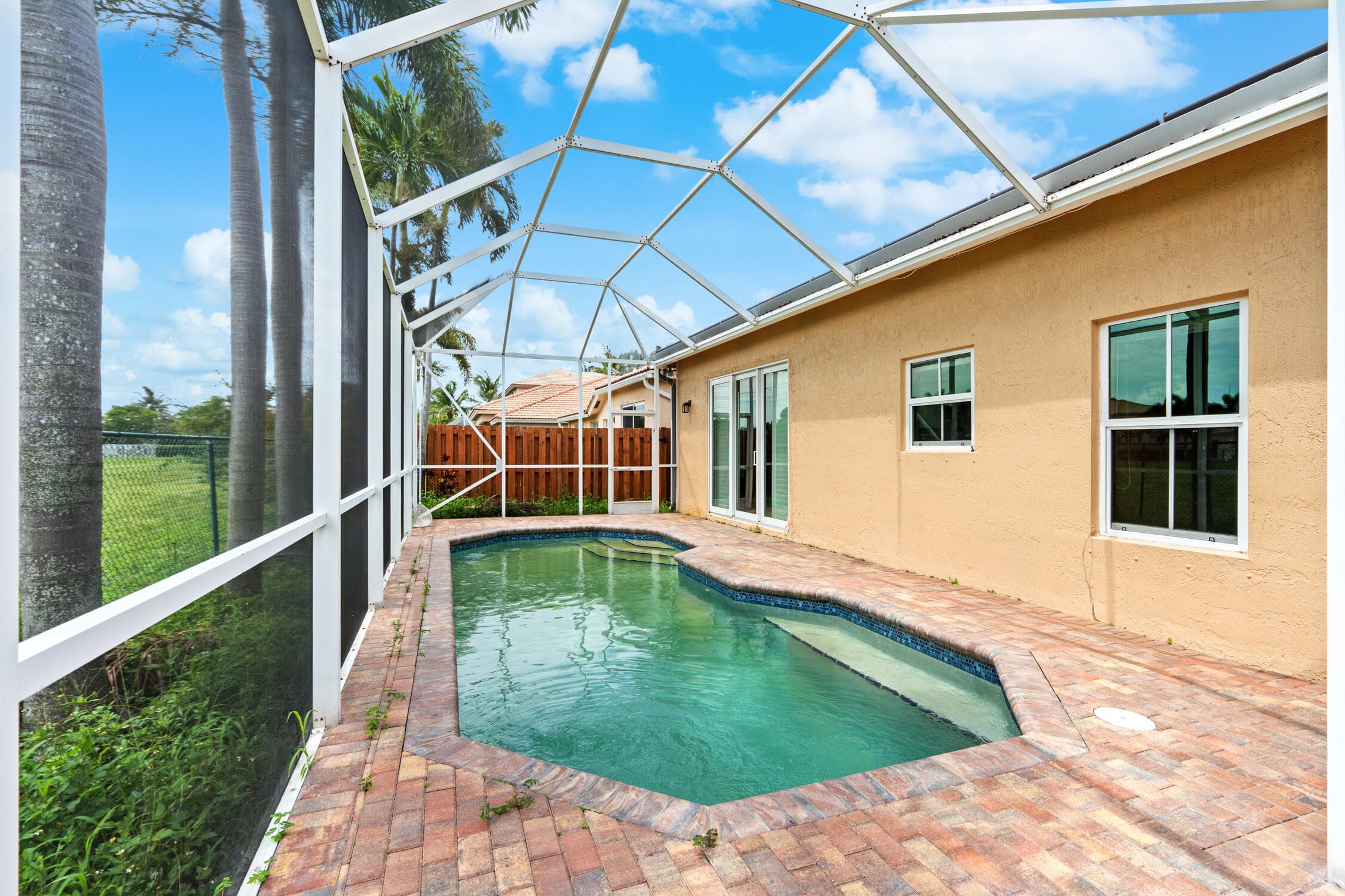 376 Royal Cove  Davie FL 33325 — thumbnail 51 of 63
