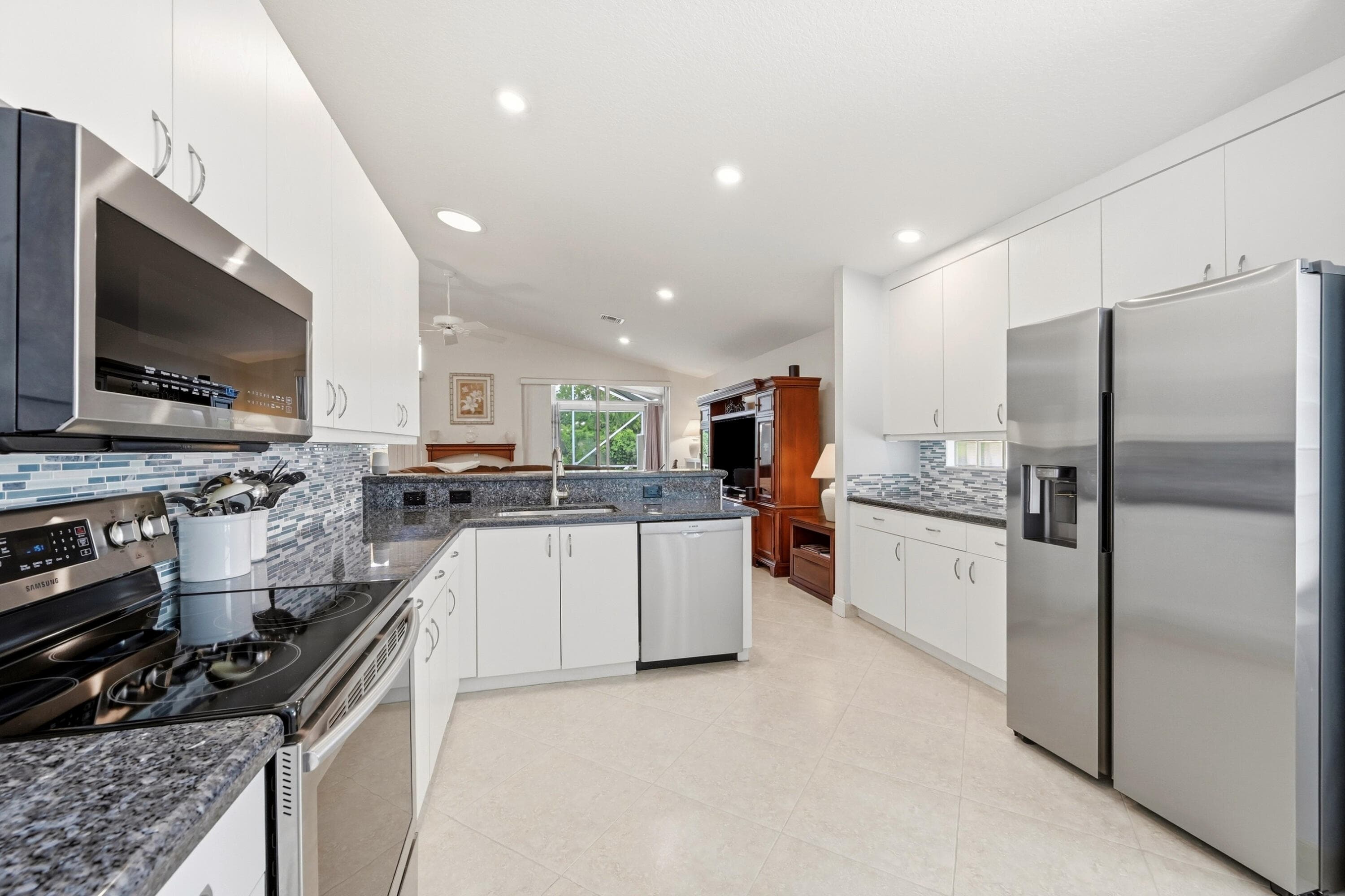 5081 Glenville Boynton Beach FL 33437 — thumbnail 21 of 42