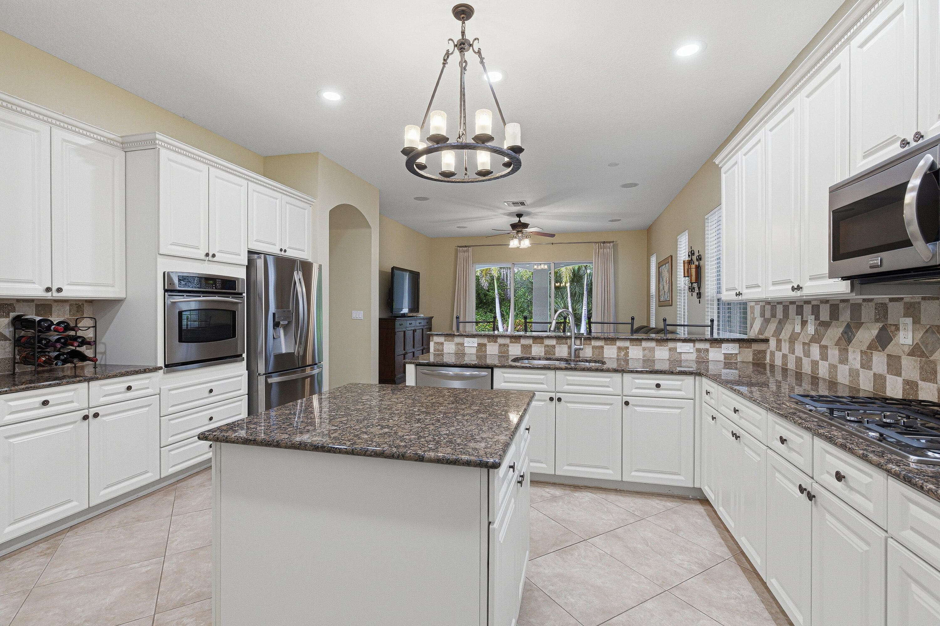946 Mill Creek Palm Beach Gardens FL 33410 — thumbnail 16 of 73