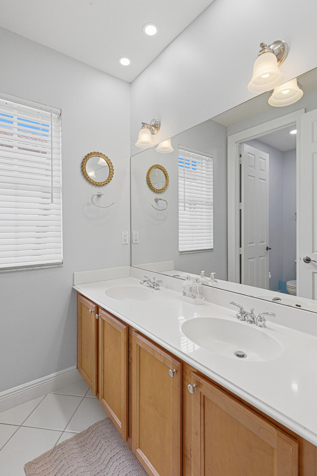 946 Mill Creek Palm Beach Gardens FL 33410 — thumbnail 38 of 73