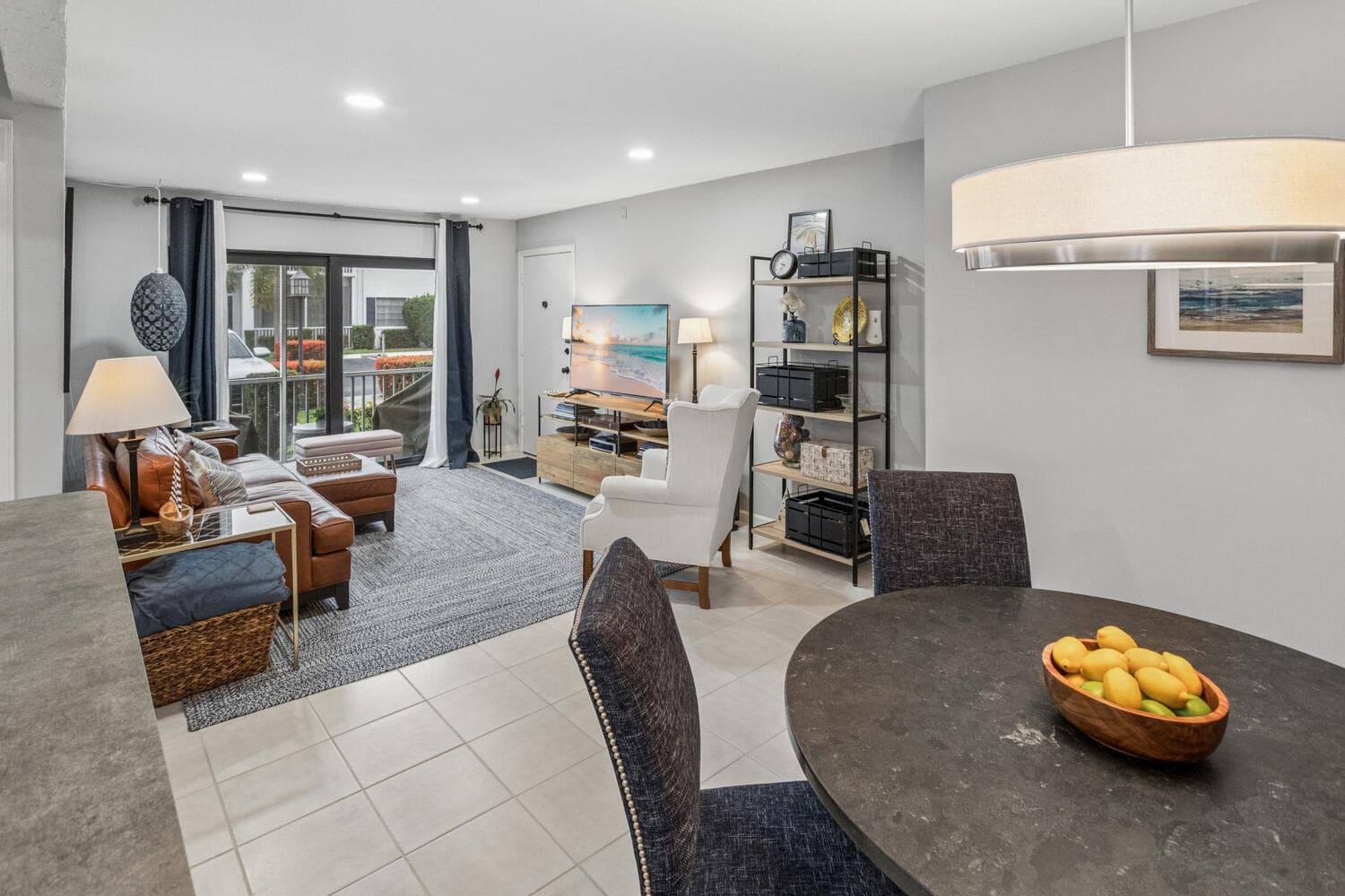 160 Cypress Club #Unit 612 Pompano Beach FL 33060 — thumbnail 10 of 40