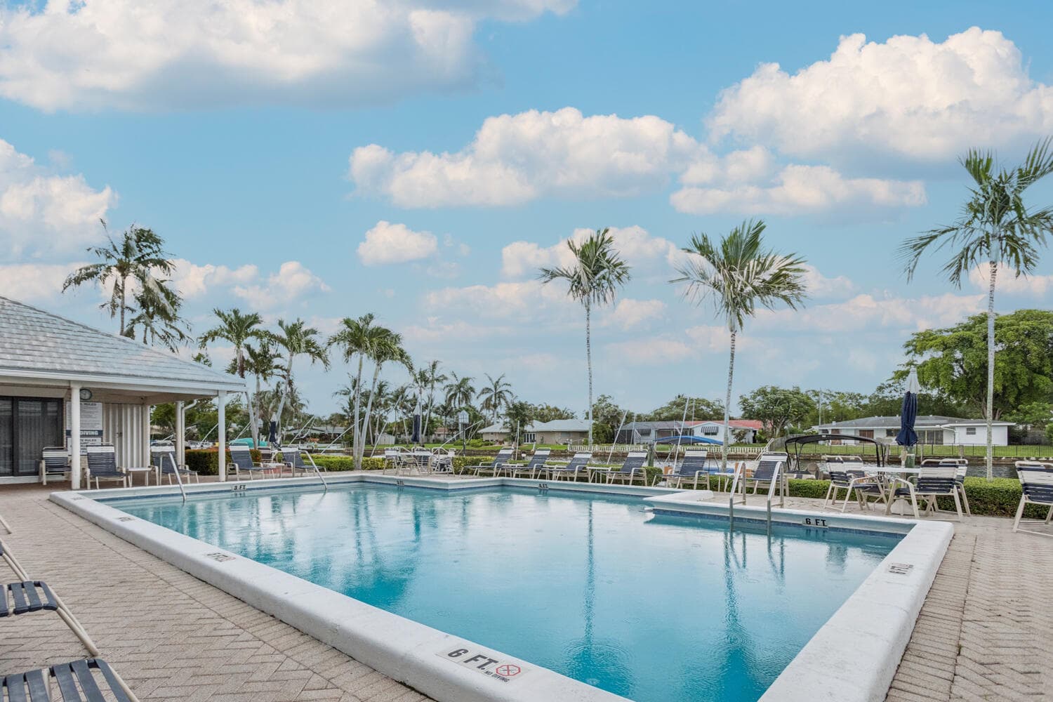 160 Cypress Club #Unit 612 Pompano Beach FL 33060 — thumbnail 30 of 40