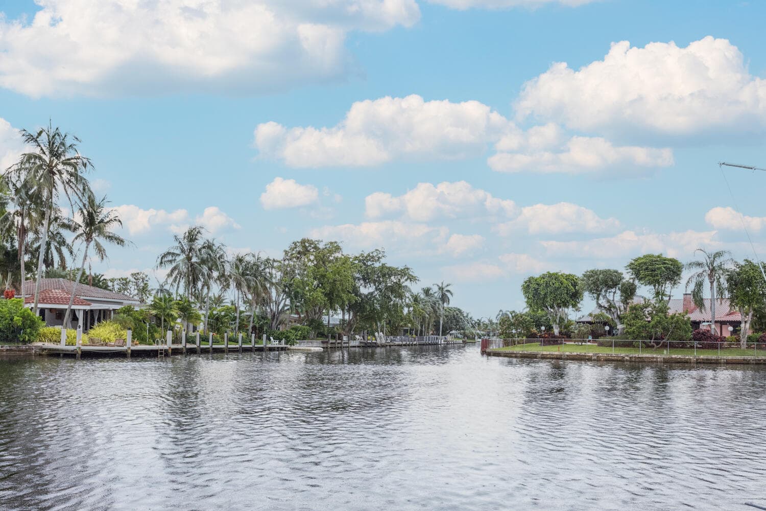 160 Cypress Club #Unit 612 Pompano Beach FL 33060 — thumbnail 33 of 40