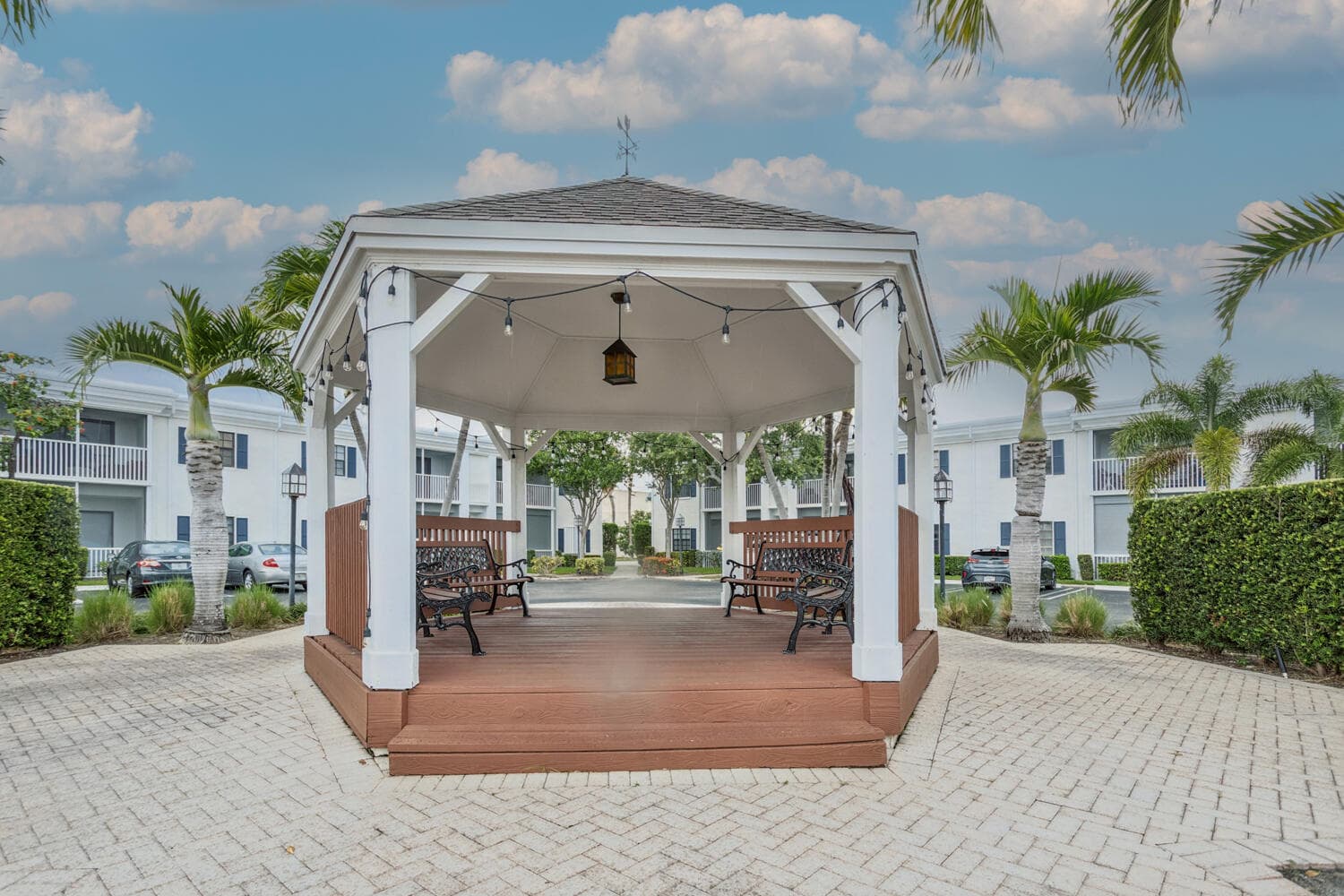 160 Cypress Club #Unit 612 Pompano Beach FL 33060 — thumbnail 24 of 40