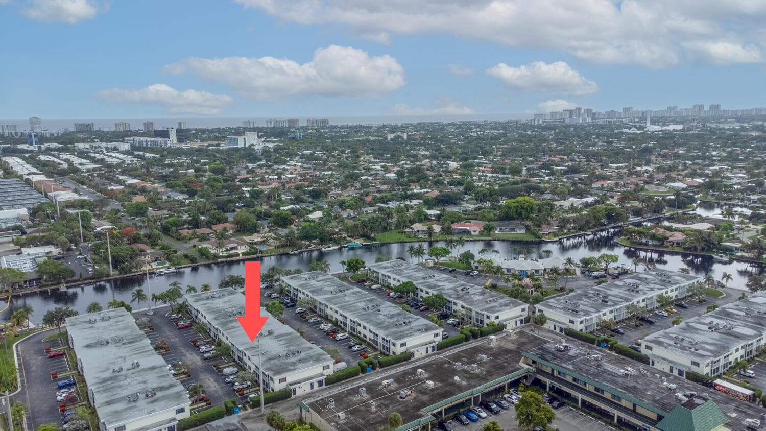 160 Cypress Club #Unit 612 Pompano Beach FL 33060 — thumbnail 34 of 40