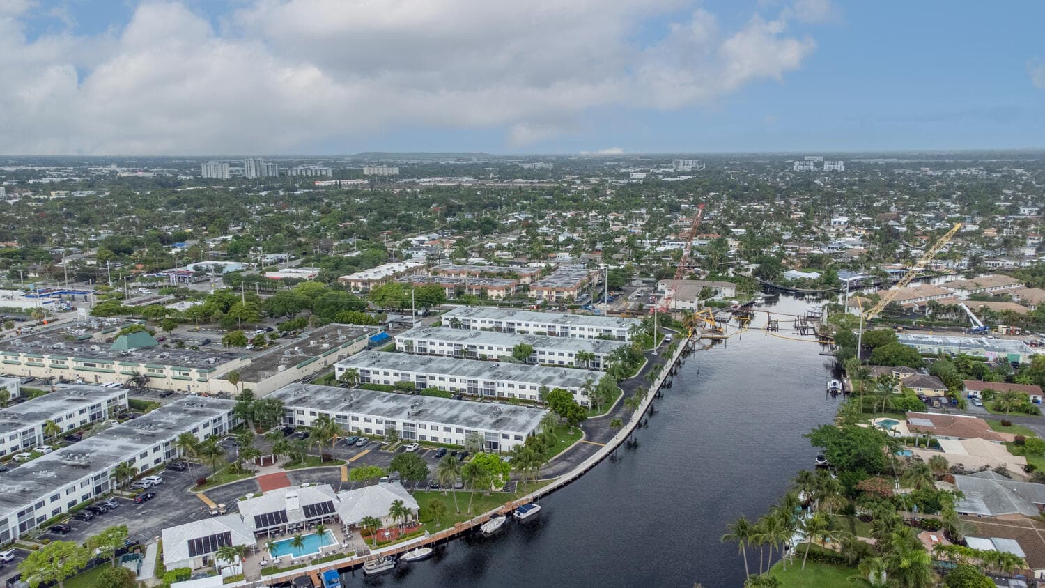 160 Cypress Club #Unit 612 Pompano Beach FL 33060 — thumbnail 36 of 40
