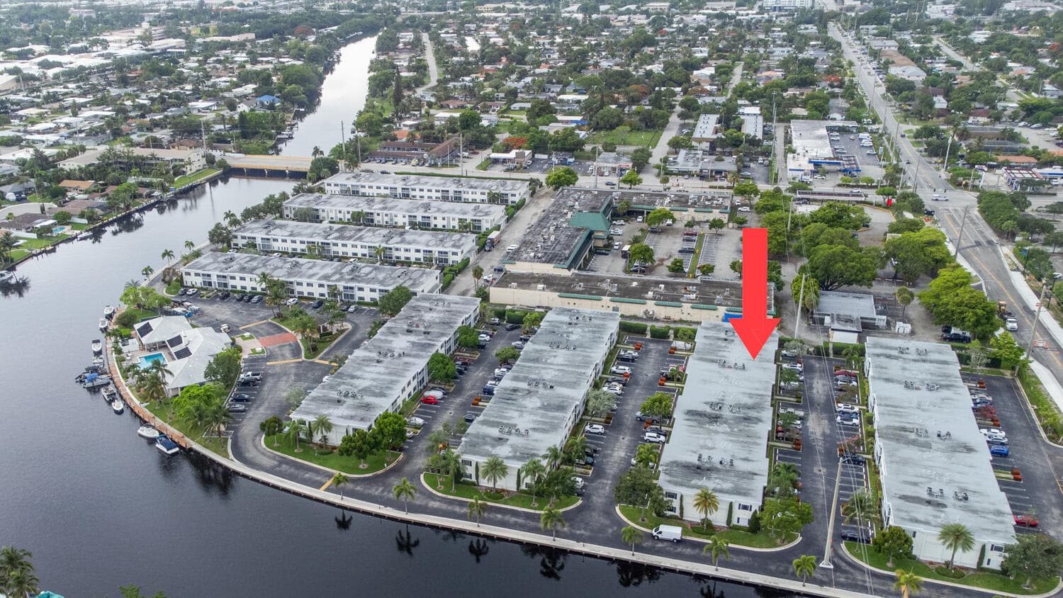160 Cypress Club #Unit 612 Pompano Beach FL 33060 — thumbnail 35 of 40