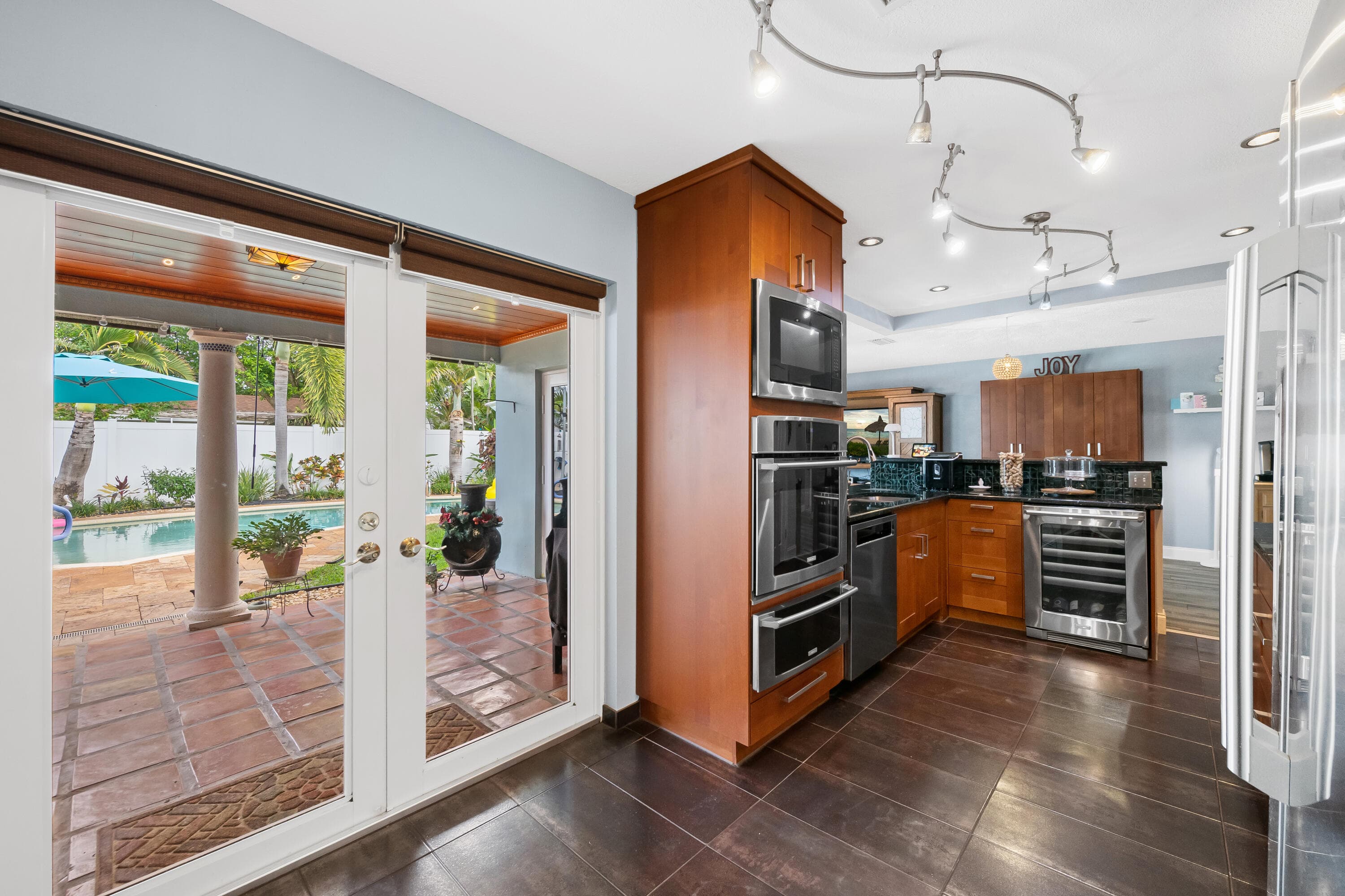 6816 28th Fort Lauderdale FL 33309 — thumbnail 24 of 54