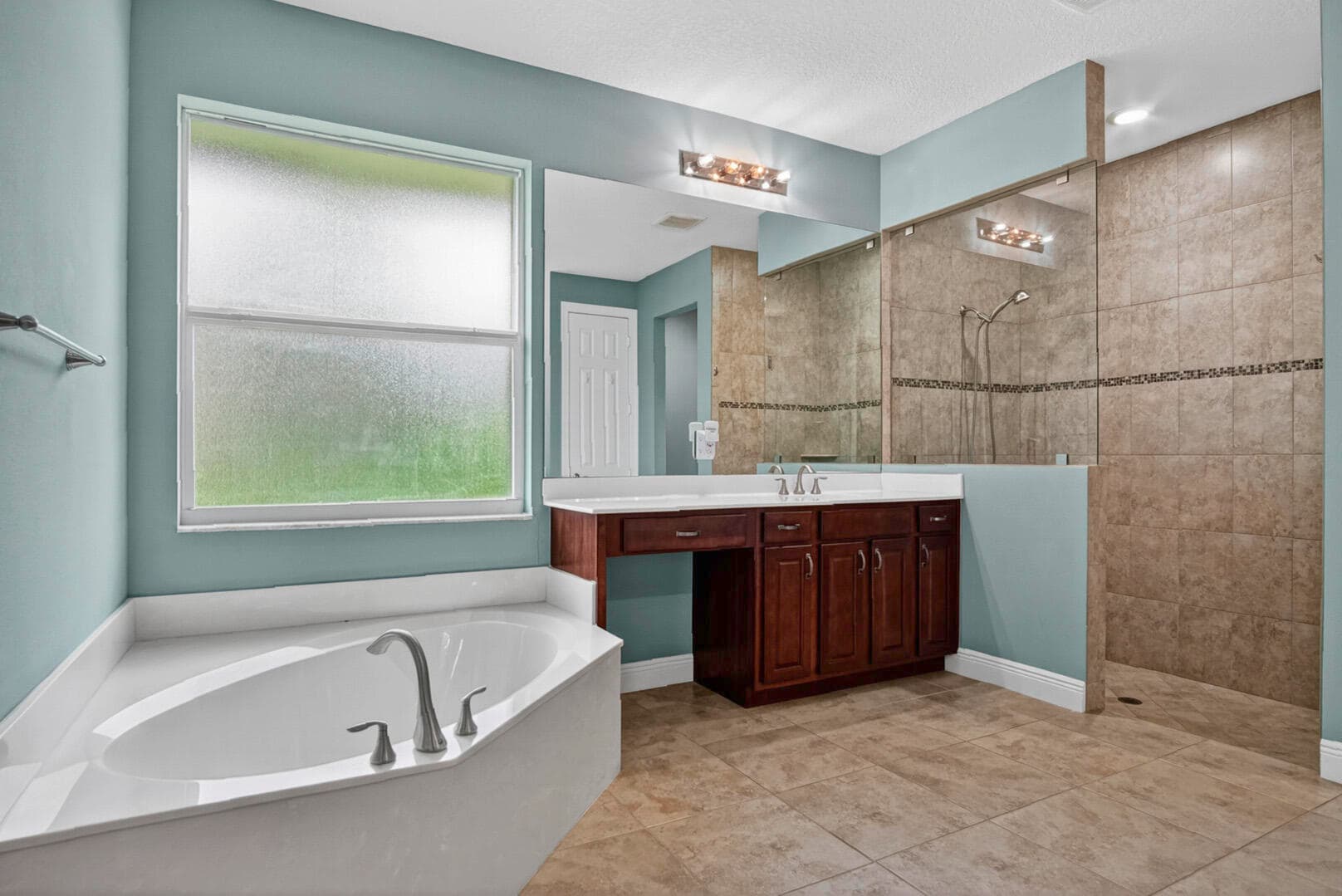 9531 Shadow Fort Pierce FL 34951 — thumbnail 17 of 35