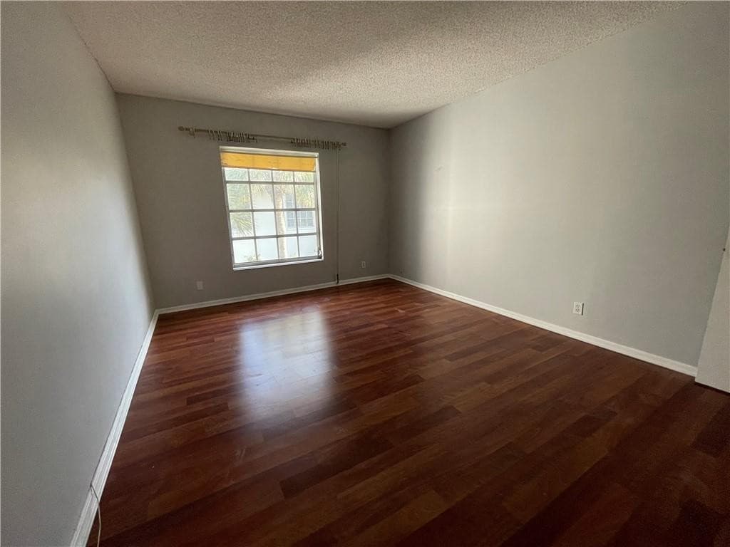 2180 67th #730 Fort Lauderdale FL 33308 — thumbnail 7 of 25