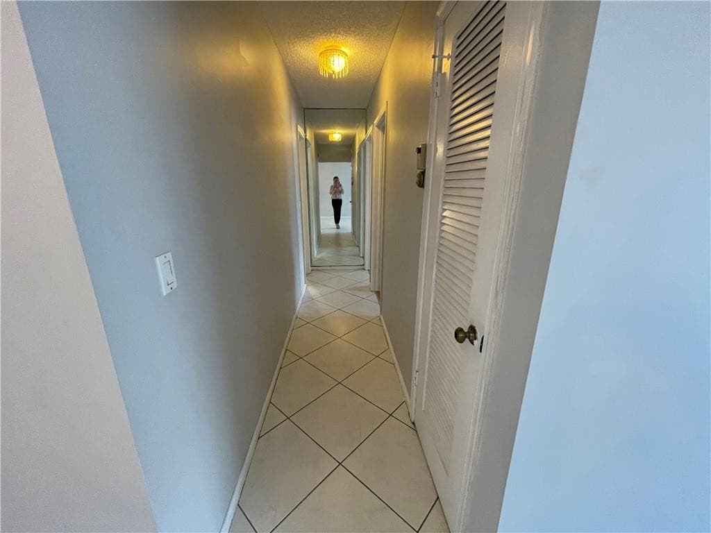 2180 67th #730 Fort Lauderdale FL 33308 — thumbnail 9 of 25