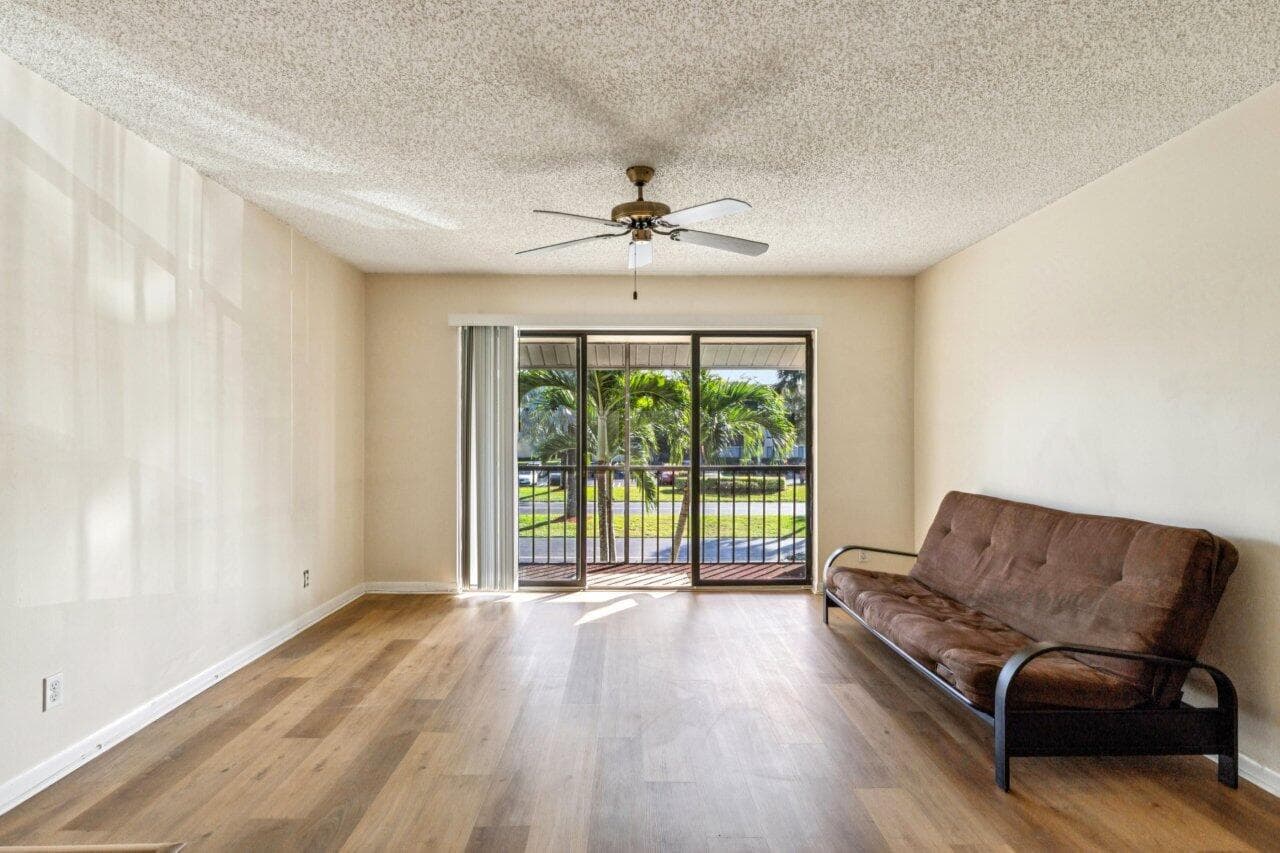 618 Sea Pine #A2 Greenacres FL 33415 — thumbnail 5 of 42