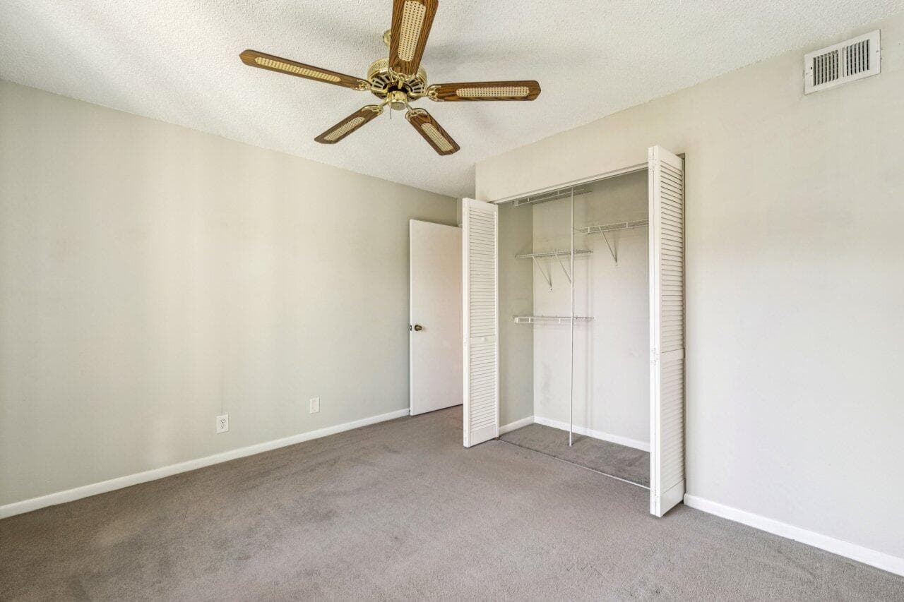 618 Sea Pine #A2 Greenacres FL 33415 — thumbnail 18 of 42