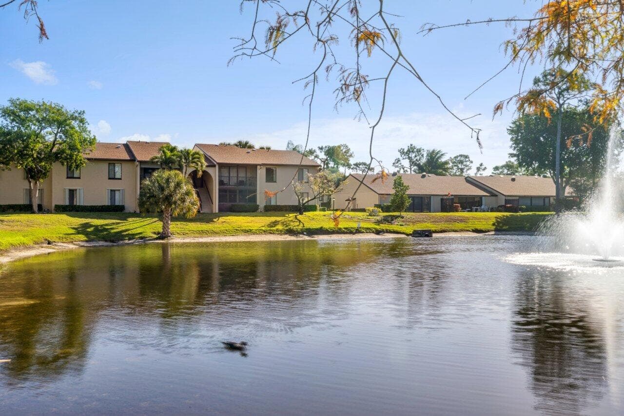 618 Sea Pine #A2 Greenacres FL 33415 — thumbnail 32 of 42