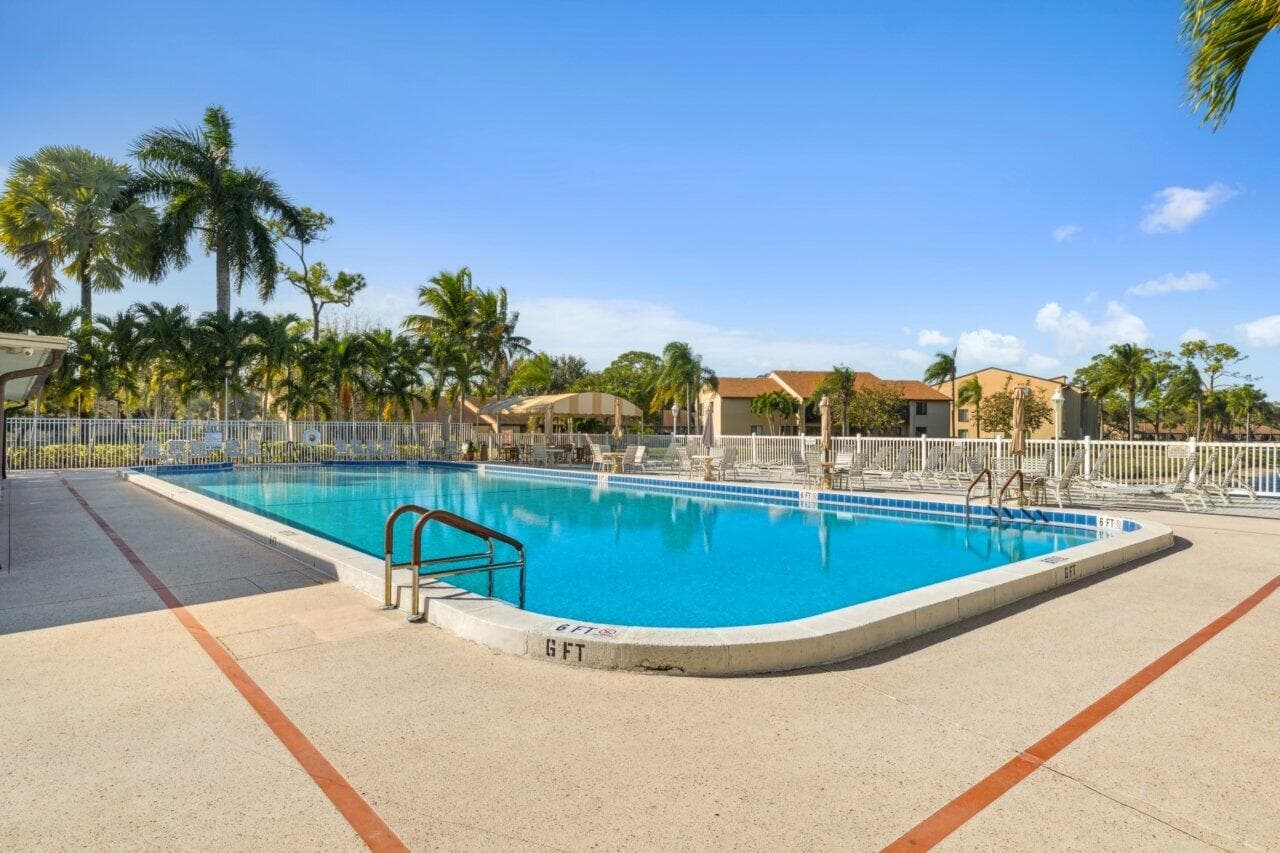 618 Sea Pine #A2 Greenacres FL 33415 — thumbnail 37 of 42