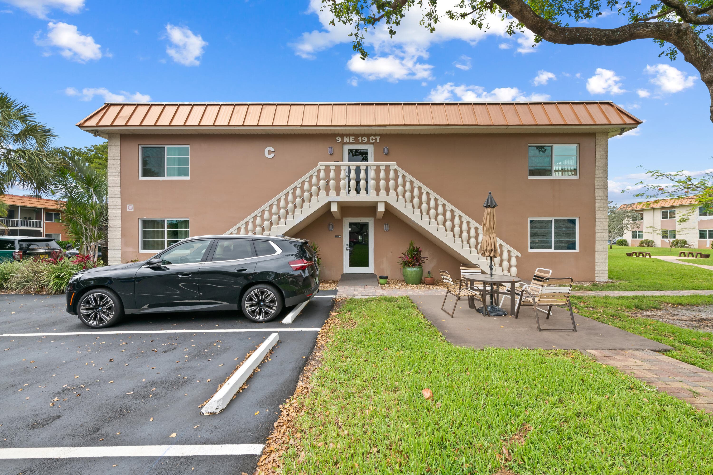9 19th #C110 Wilton Manors FL 33305 — thumbnail 19 of 20