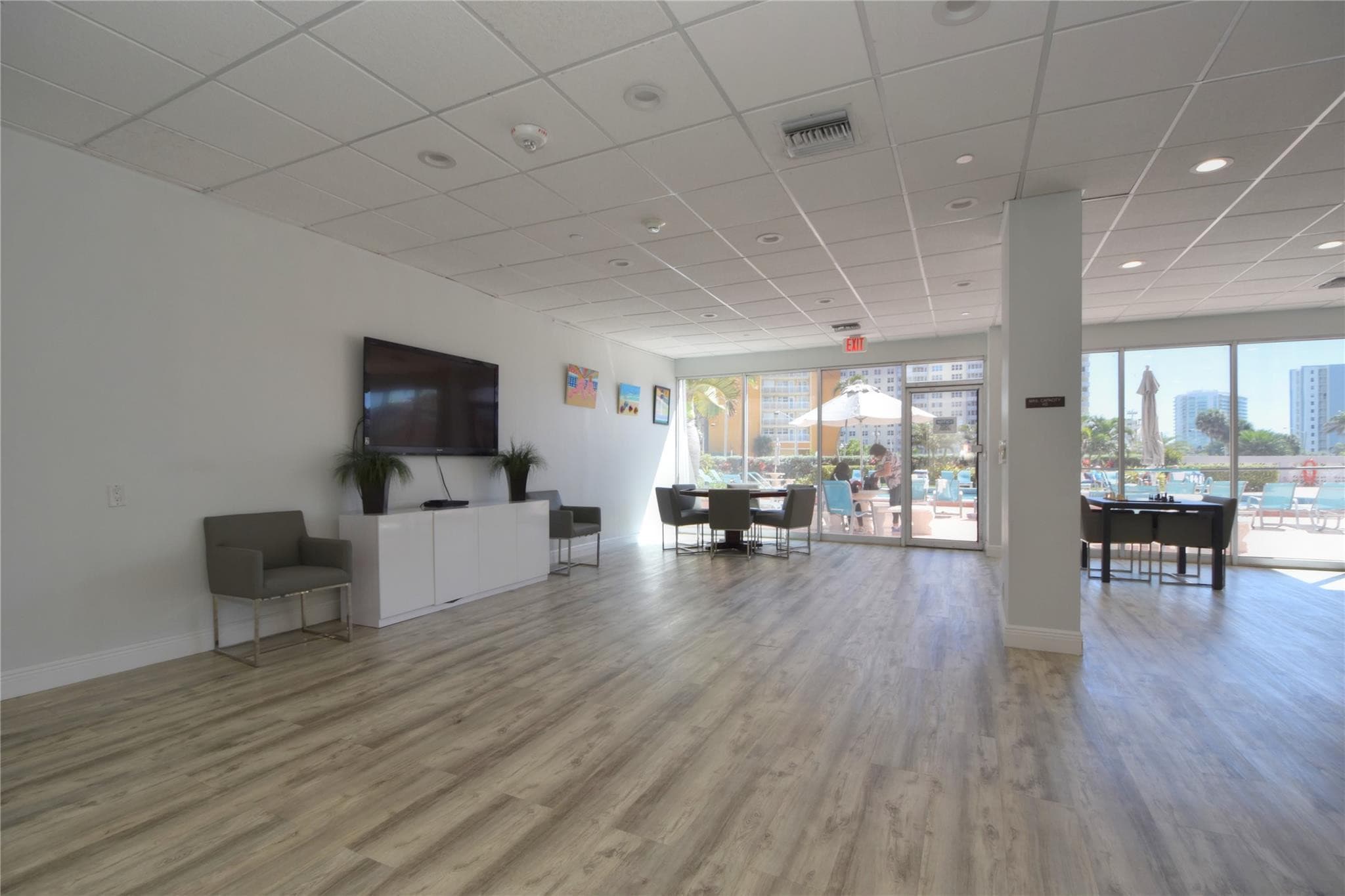 405 Ocean #207 Pompano Beach FL 33062 — thumbnail 32 of 42