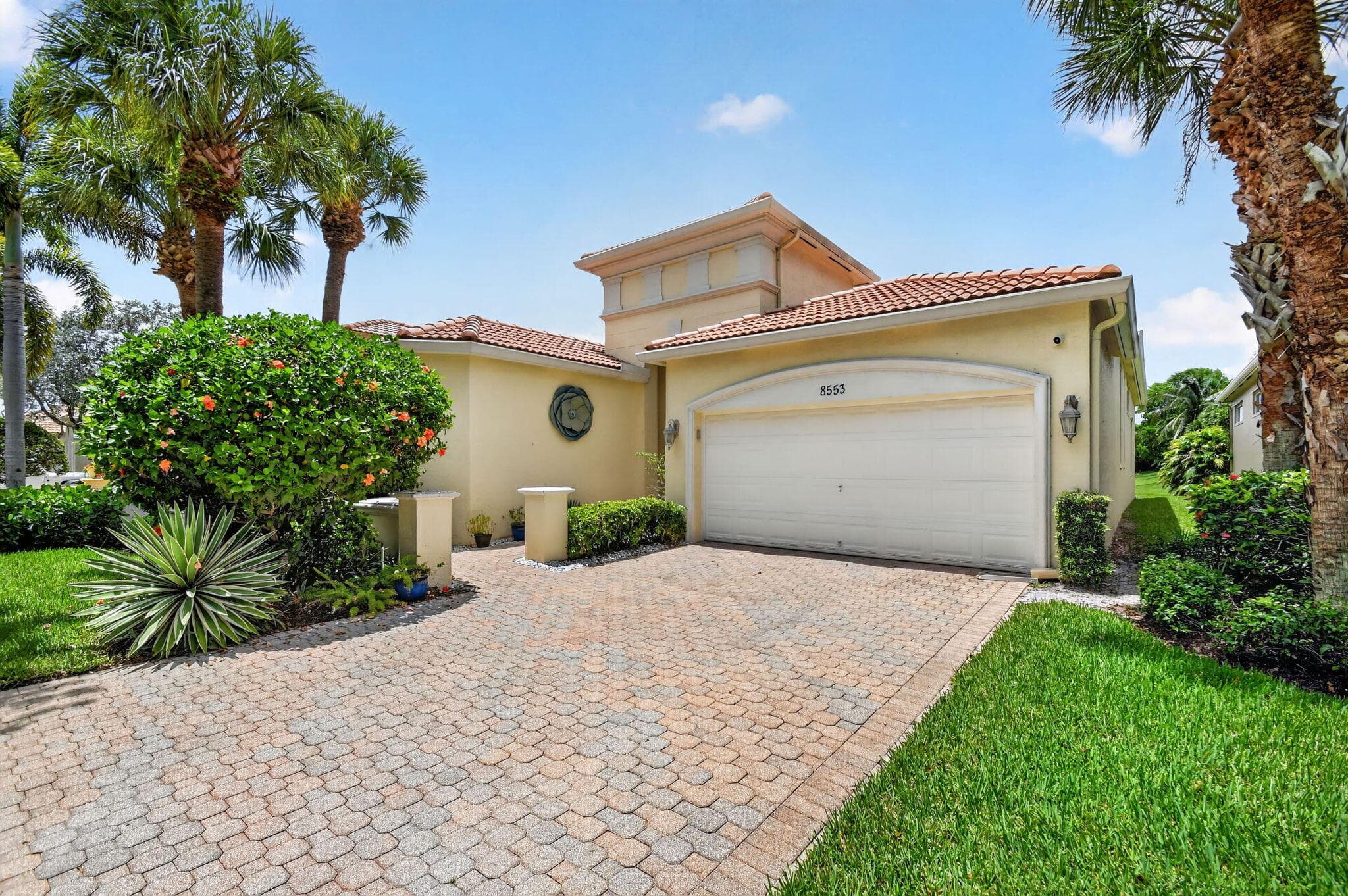 8553 Via Grande Wellington FL 33411 — thumbnail 5 of 88