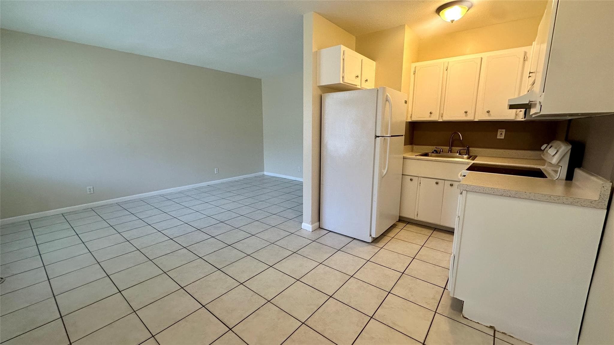717 16th #3 Fort Lauderdale FL 33316 — thumbnail 4 of 12