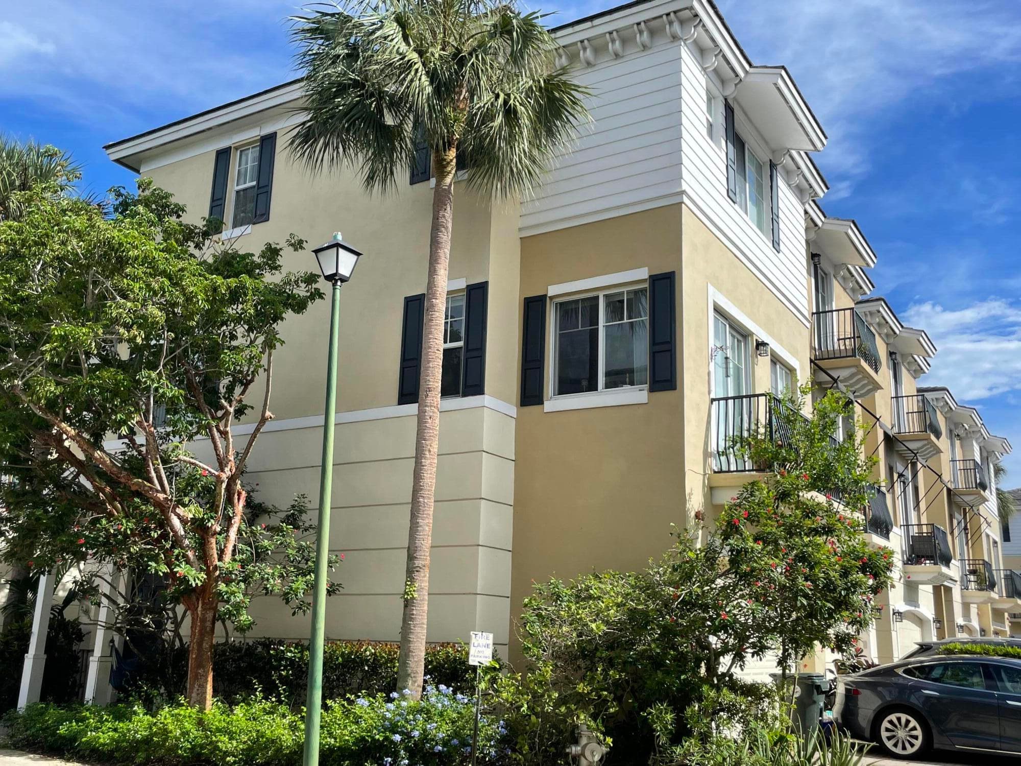 552 39th Boca Raton FL 33431 — thumbnail 3 of 33