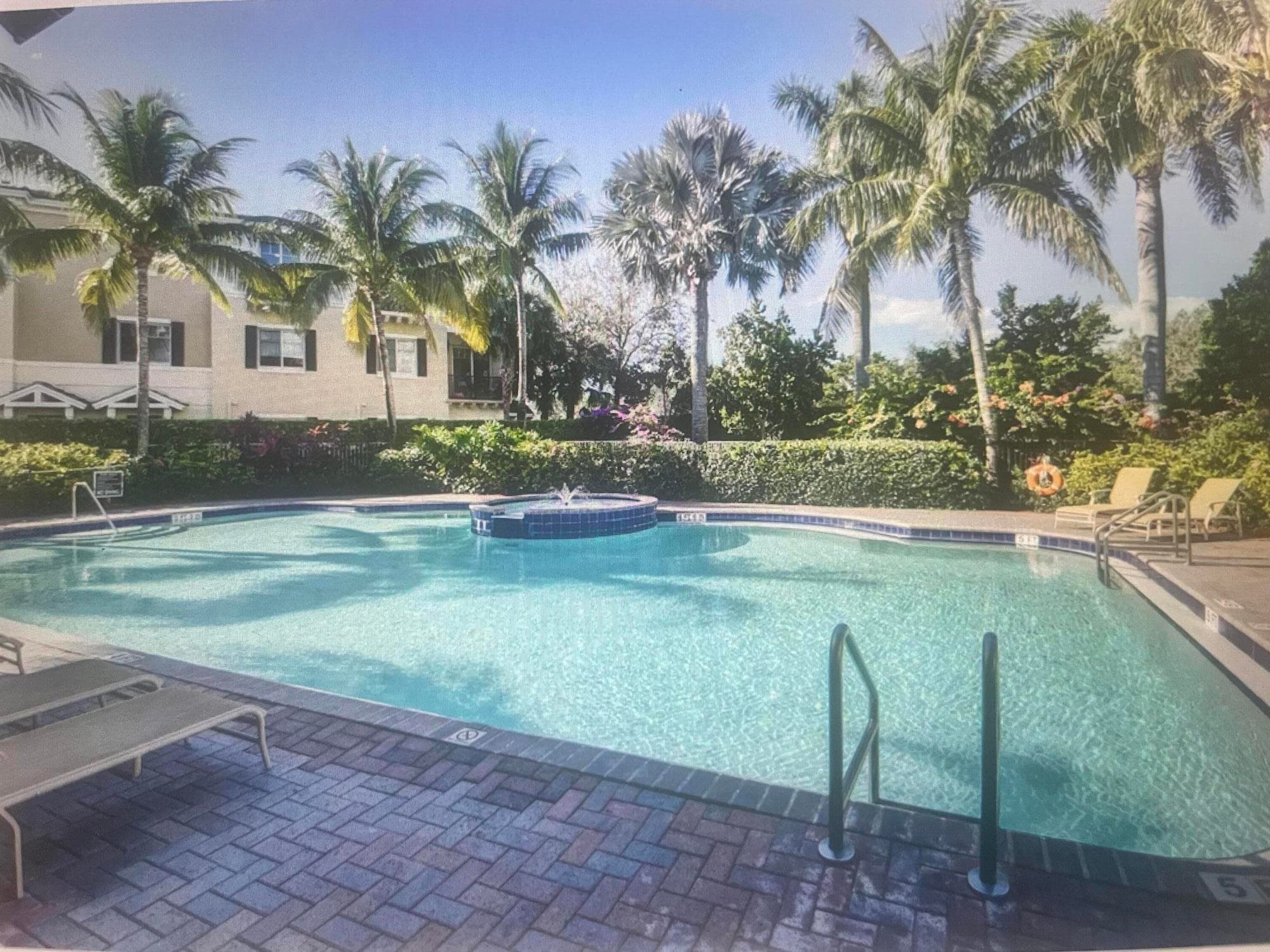 552 39th Boca Raton FL 33431 — thumbnail 32 of 33