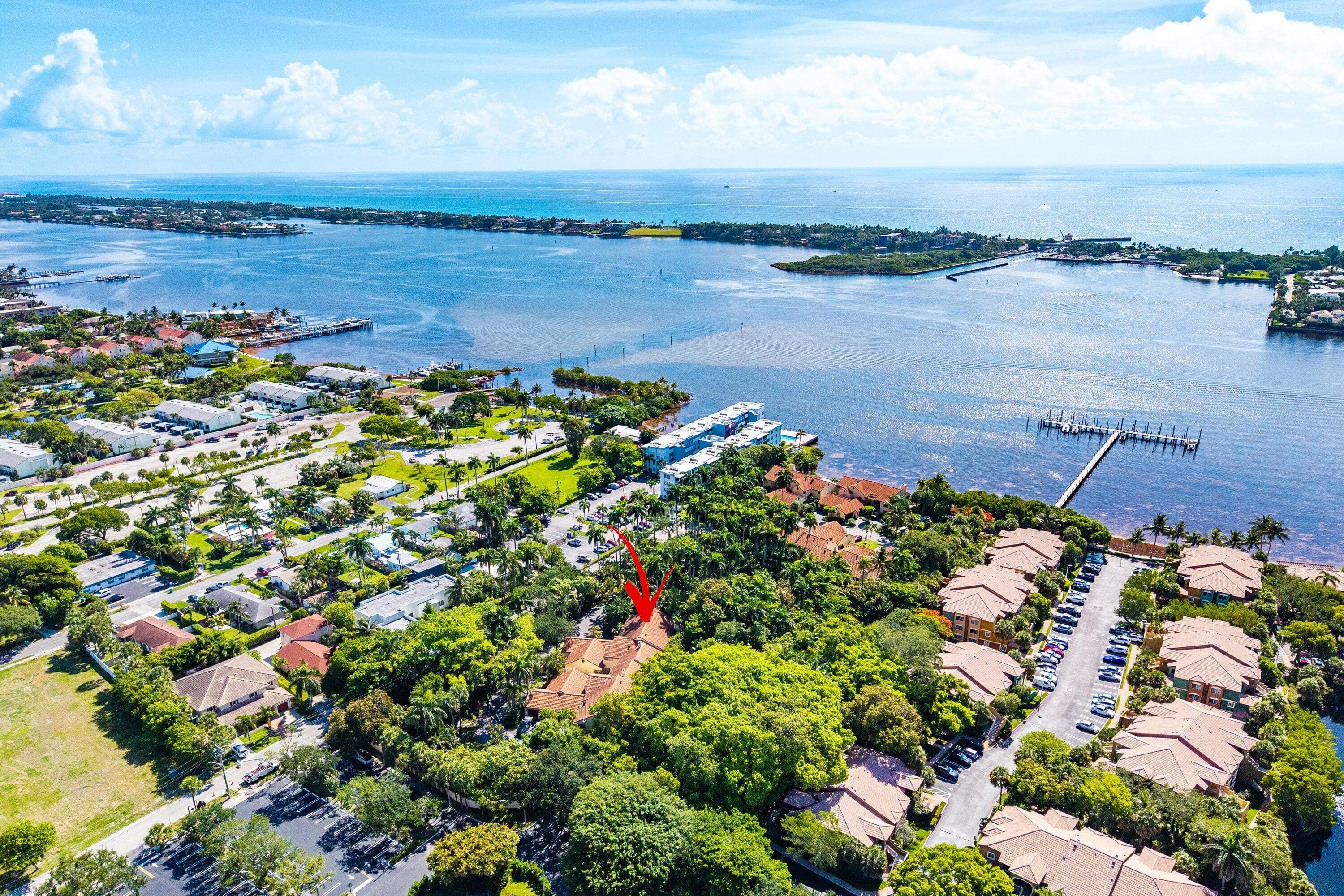 16 Via Lago Boynton Beach FL 33435 — photo 1