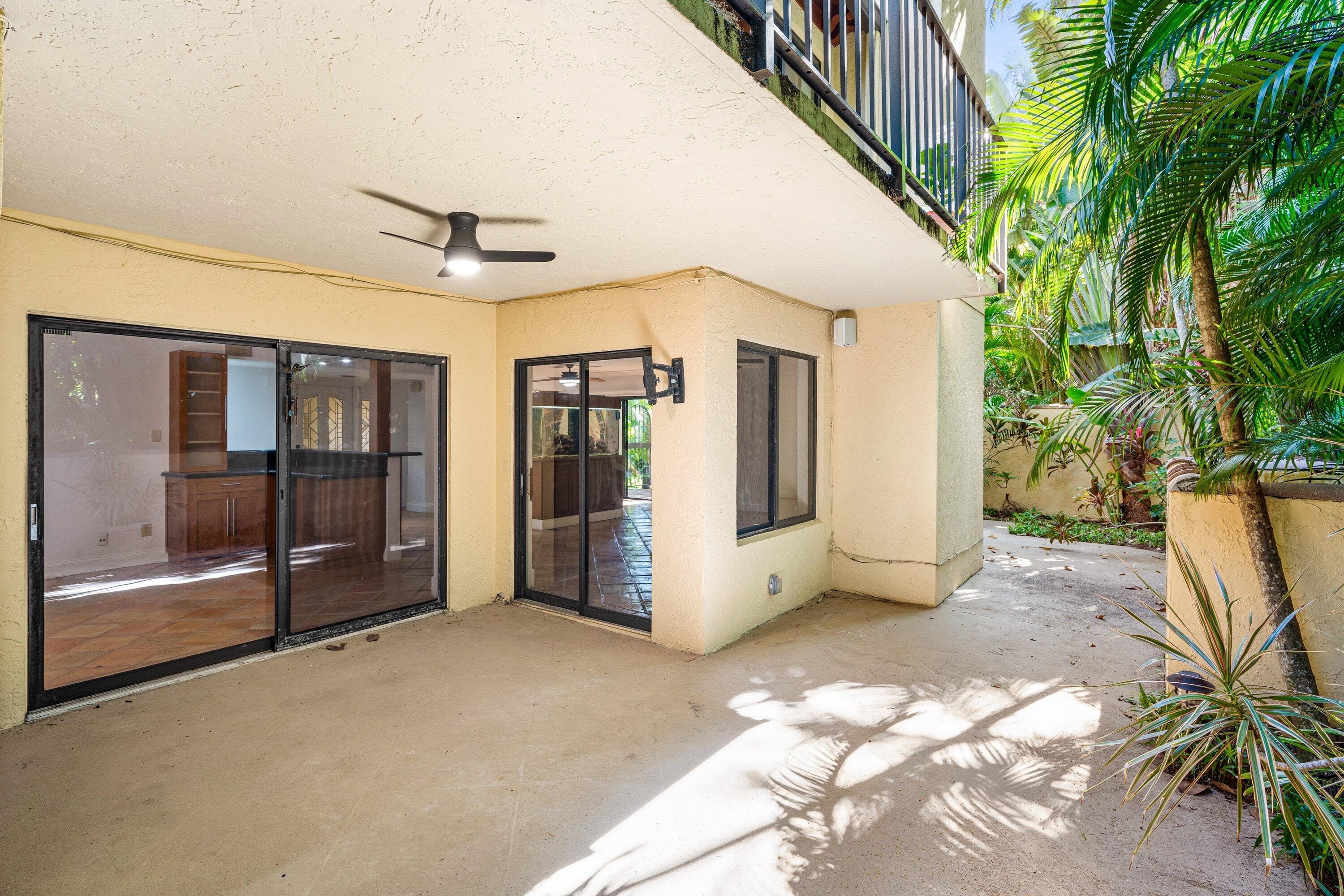 16 Via Lago Boynton Beach FL 33435 — thumbnail 36 of 46