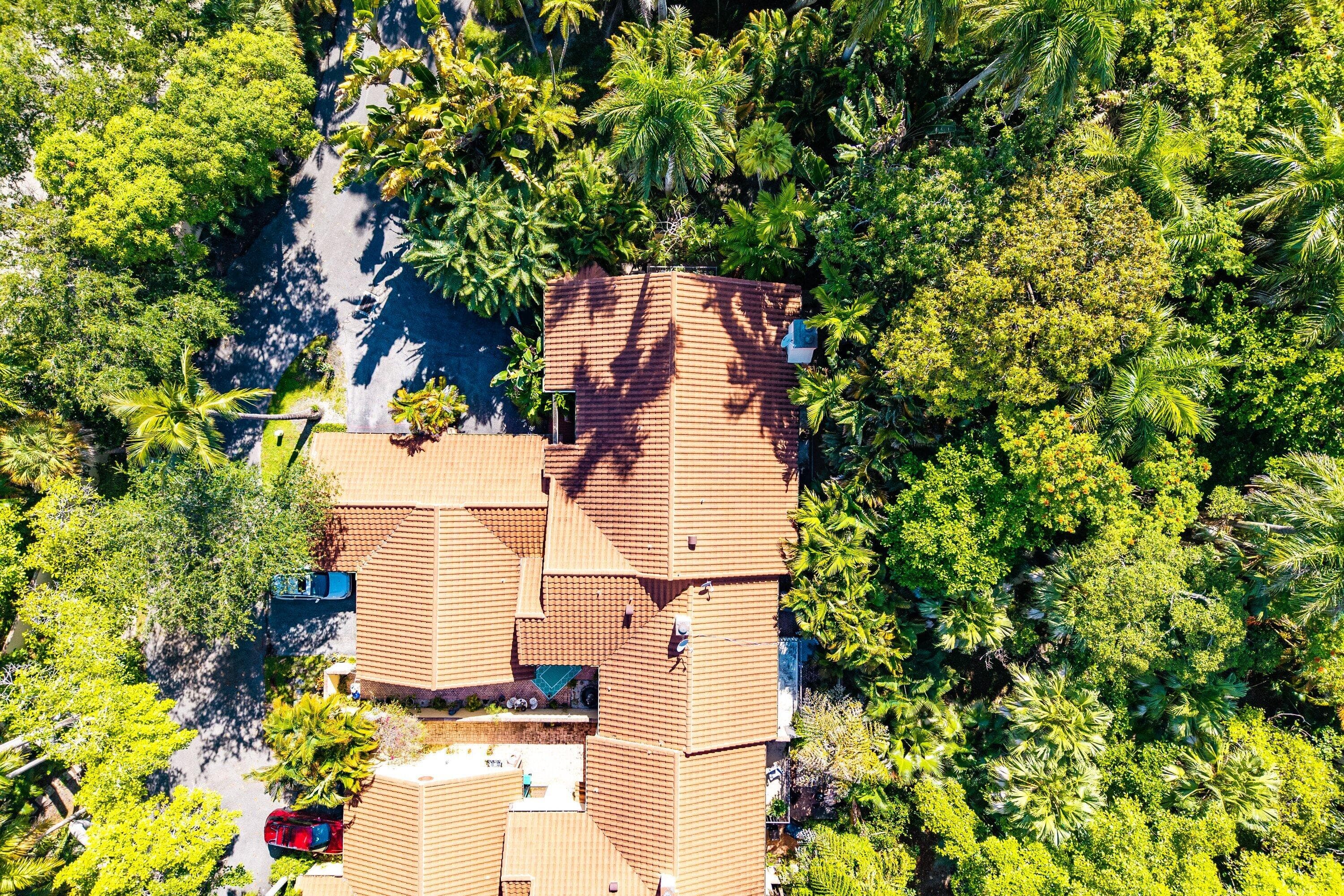 16 Via Lago Boynton Beach FL 33435 — thumbnail 39 of 46