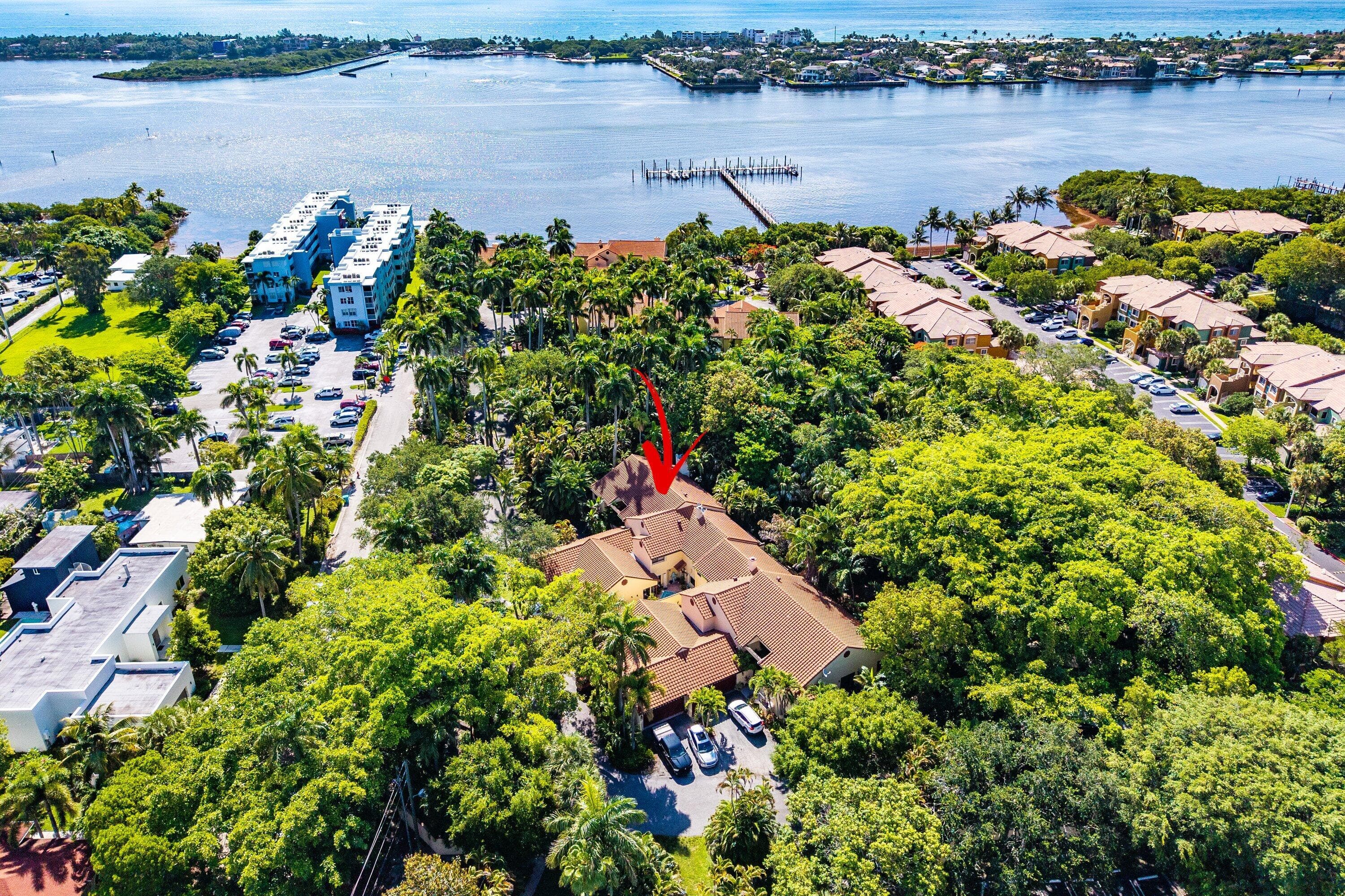 16 Via Lago Boynton Beach FL 33435 — thumbnail 42 of 46
