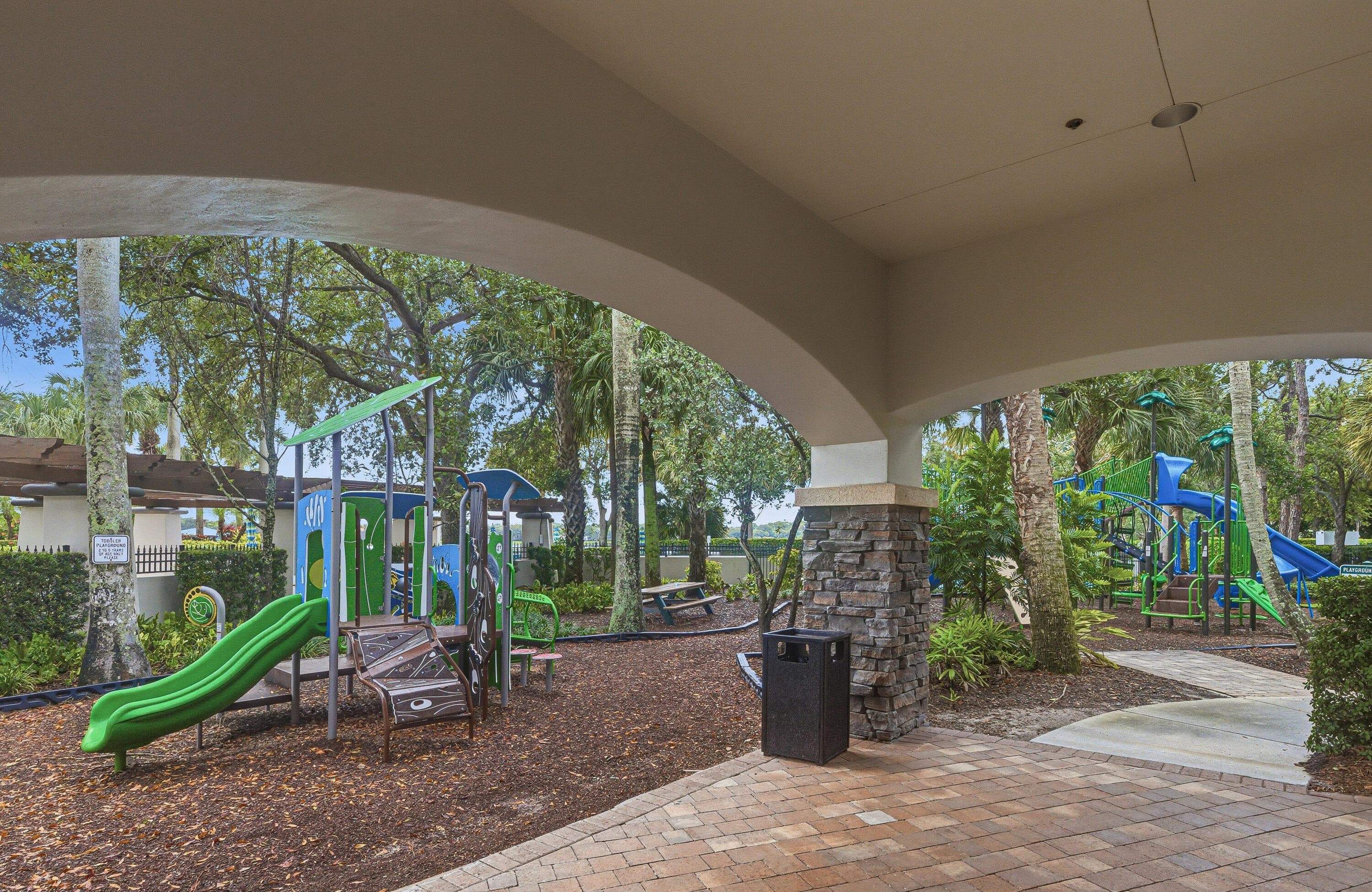 946 Mill Creek Palm Beach Gardens FL 33410 — thumbnail 59 of 73