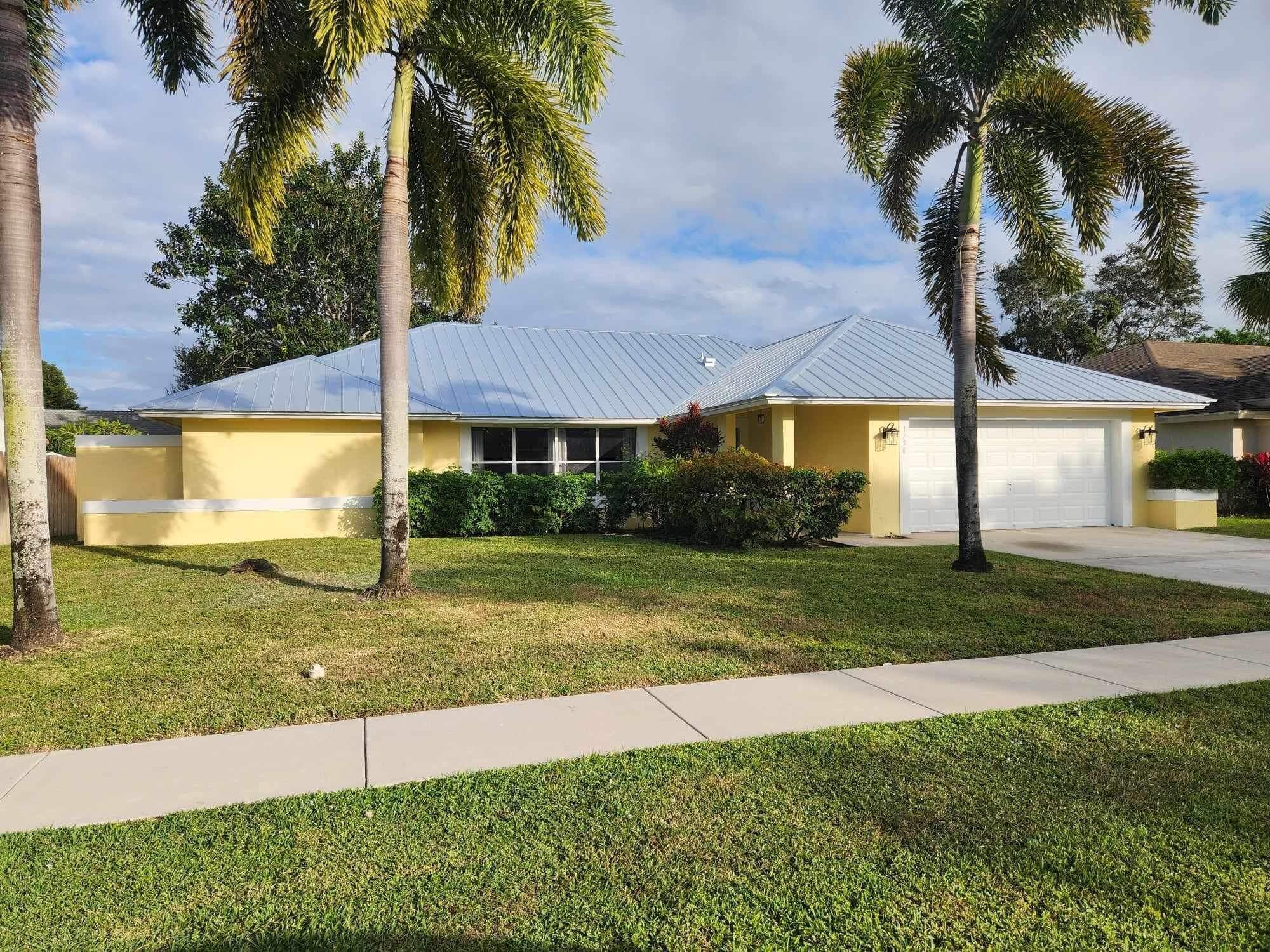 1750 Primrose Wellington FL 33414 — photo 1