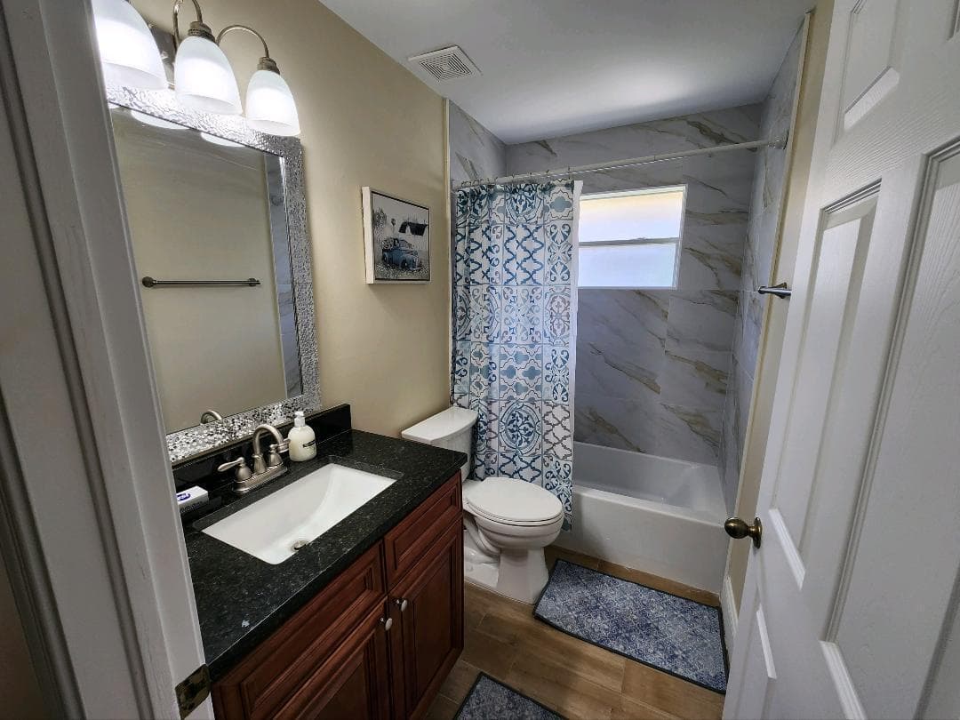 1750 Primrose Wellington FL 33414 — thumbnail 16 of 19