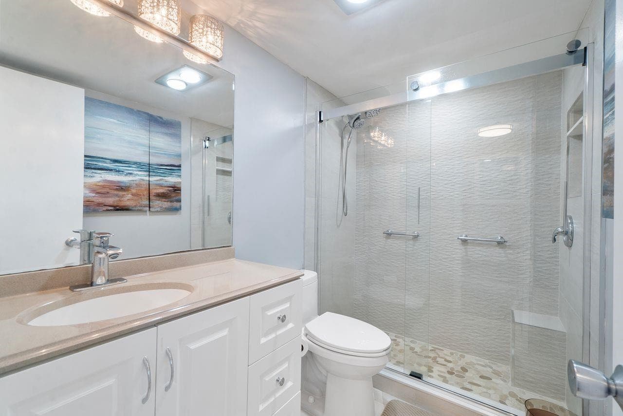 4832 Esedra #206 Lake Worth FL 33467 — thumbnail 9 of 35