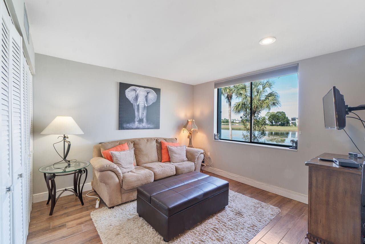 4832 Esedra #206 Lake Worth FL 33467 — thumbnail 22 of 35