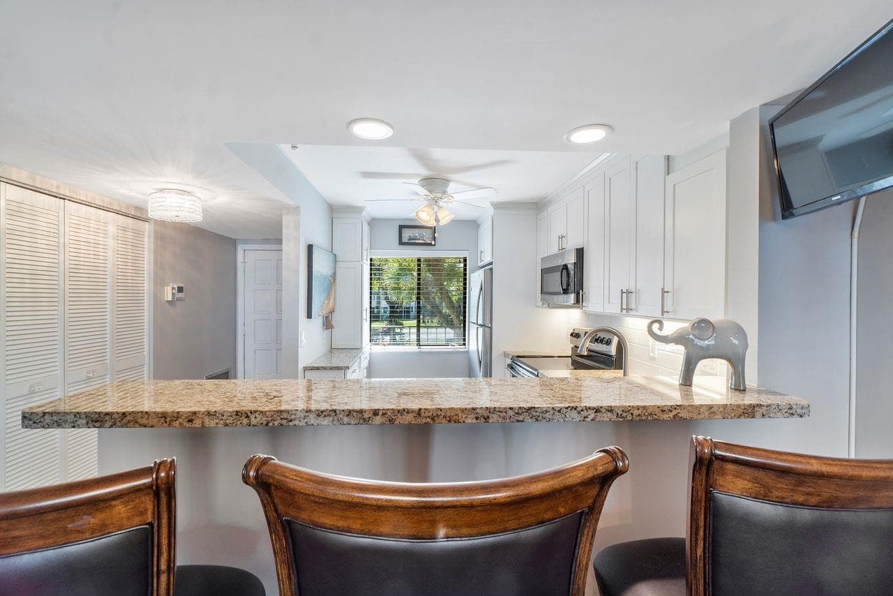 4832 Esedra #206 Lake Worth FL 33467 — thumbnail 27 of 35